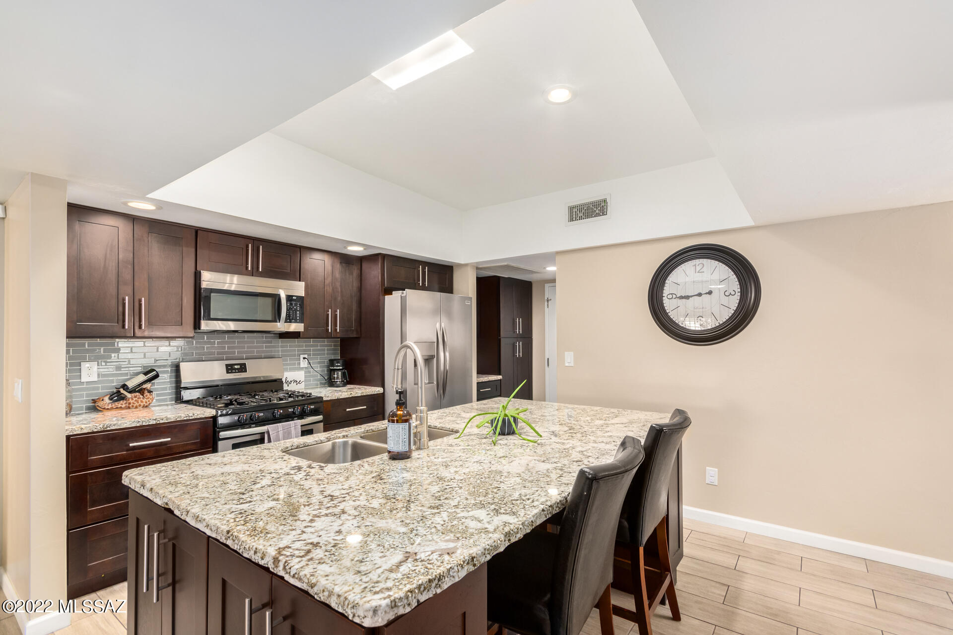 Broadway Court (1-29) - Residential