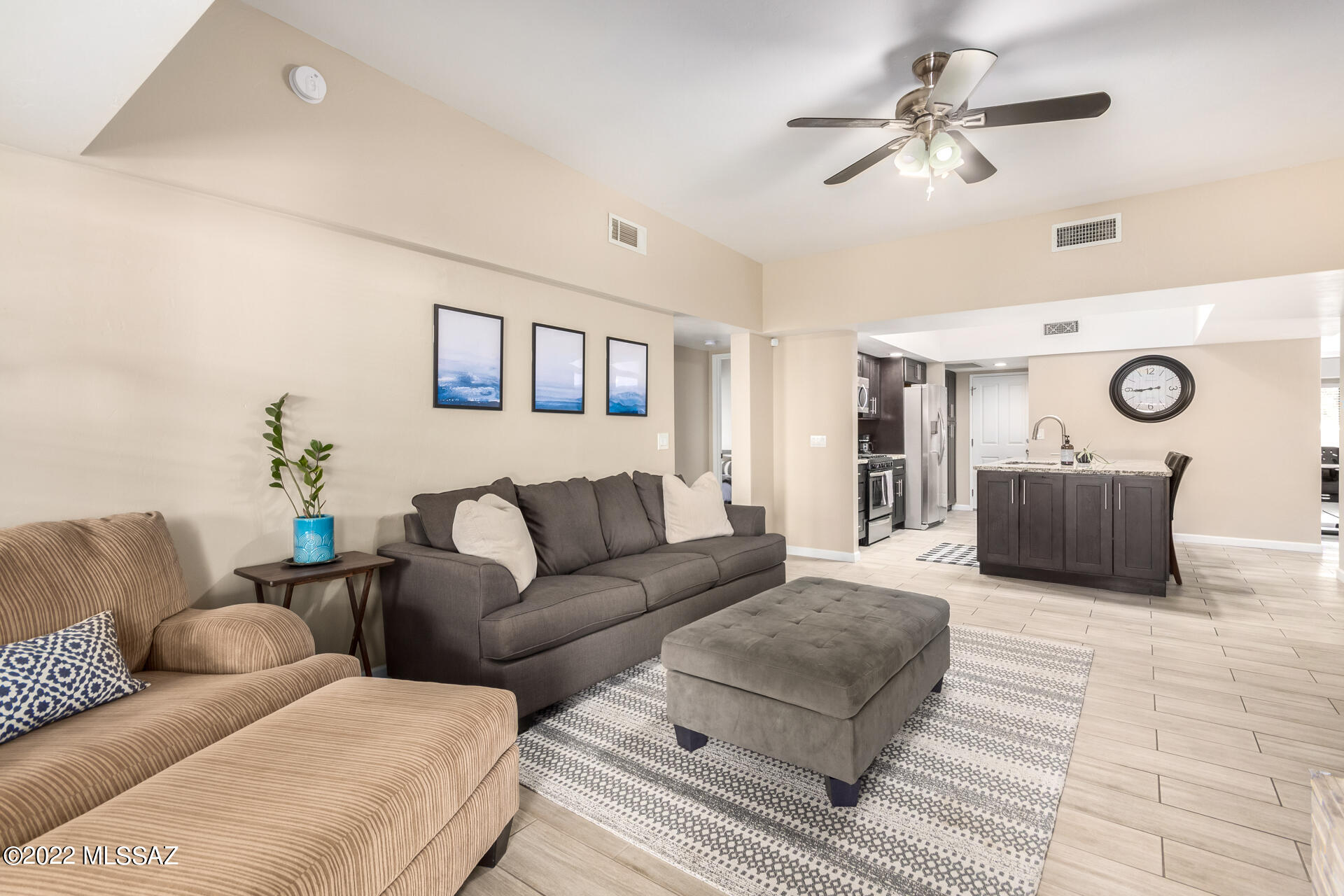 Broadway Court (1-29) - Residential