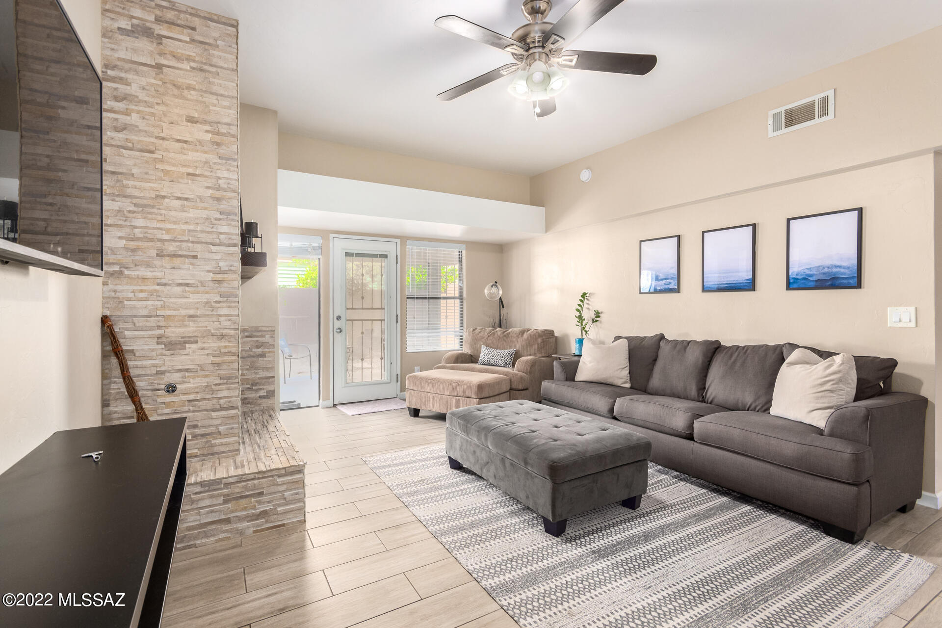 Broadway Court (1-29) - Residential