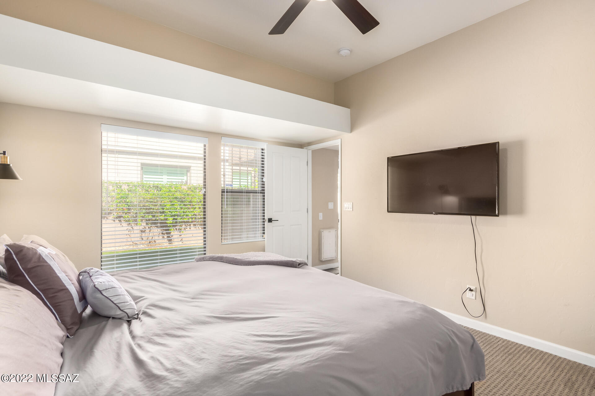 Broadway Court (1-29) - Residential