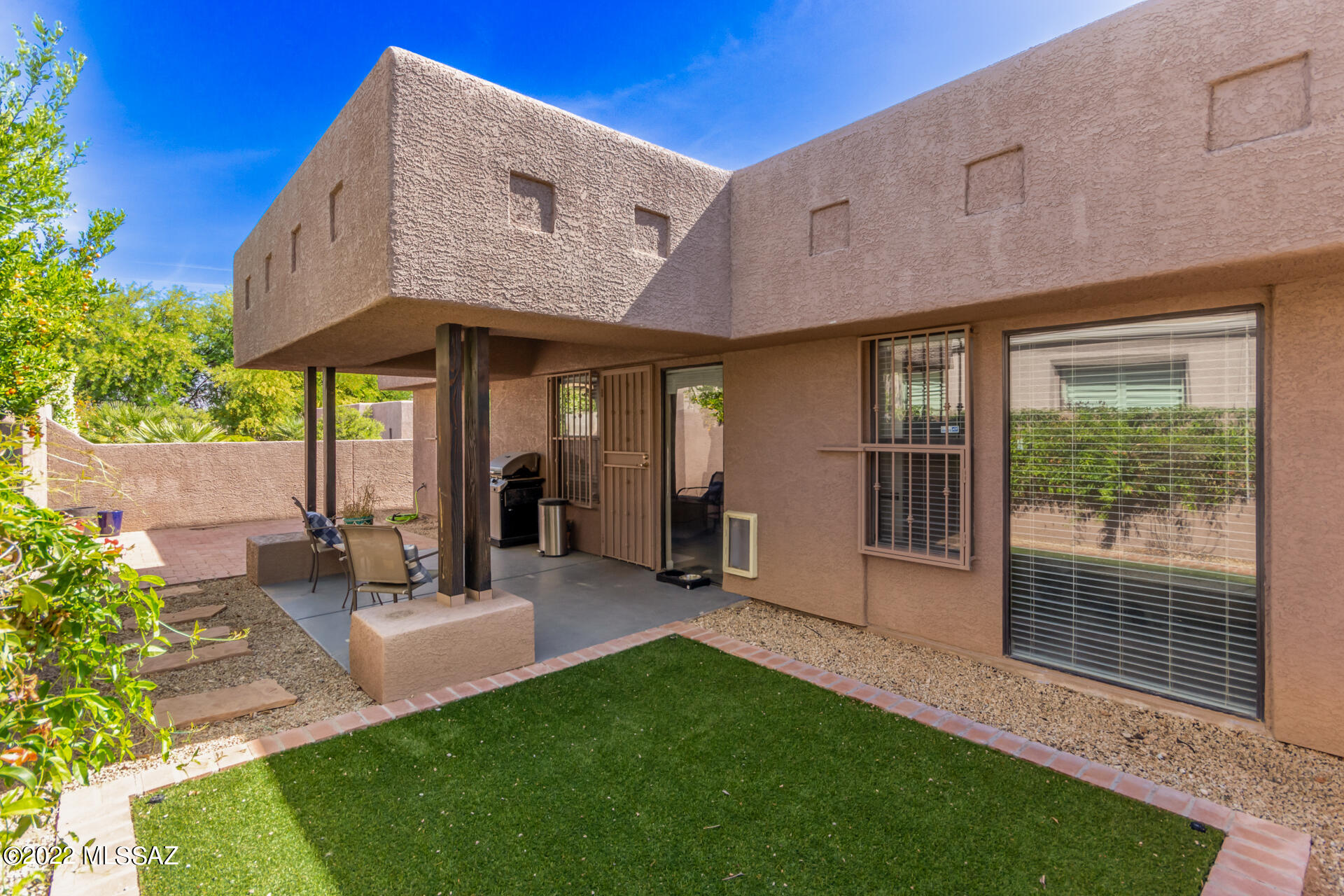 Broadway Court (1-29) - Residential