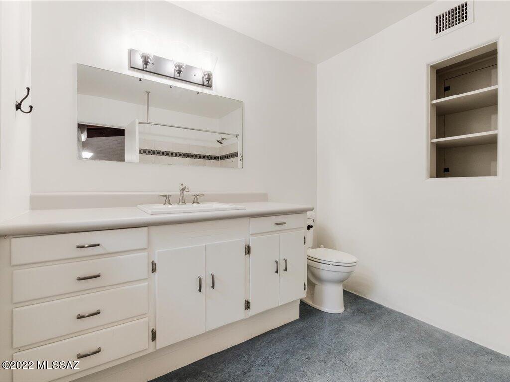 Catalina Vista - Residential Lease