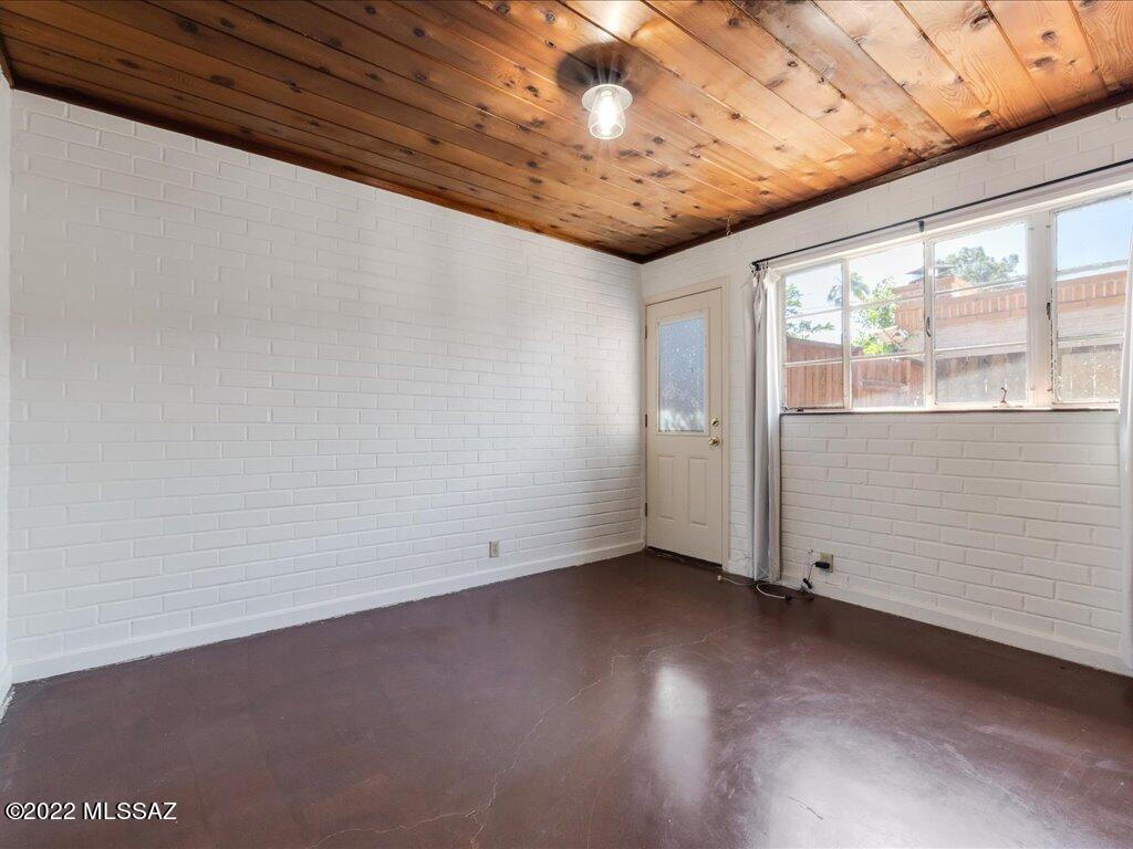 Catalina Vista - Residential Lease