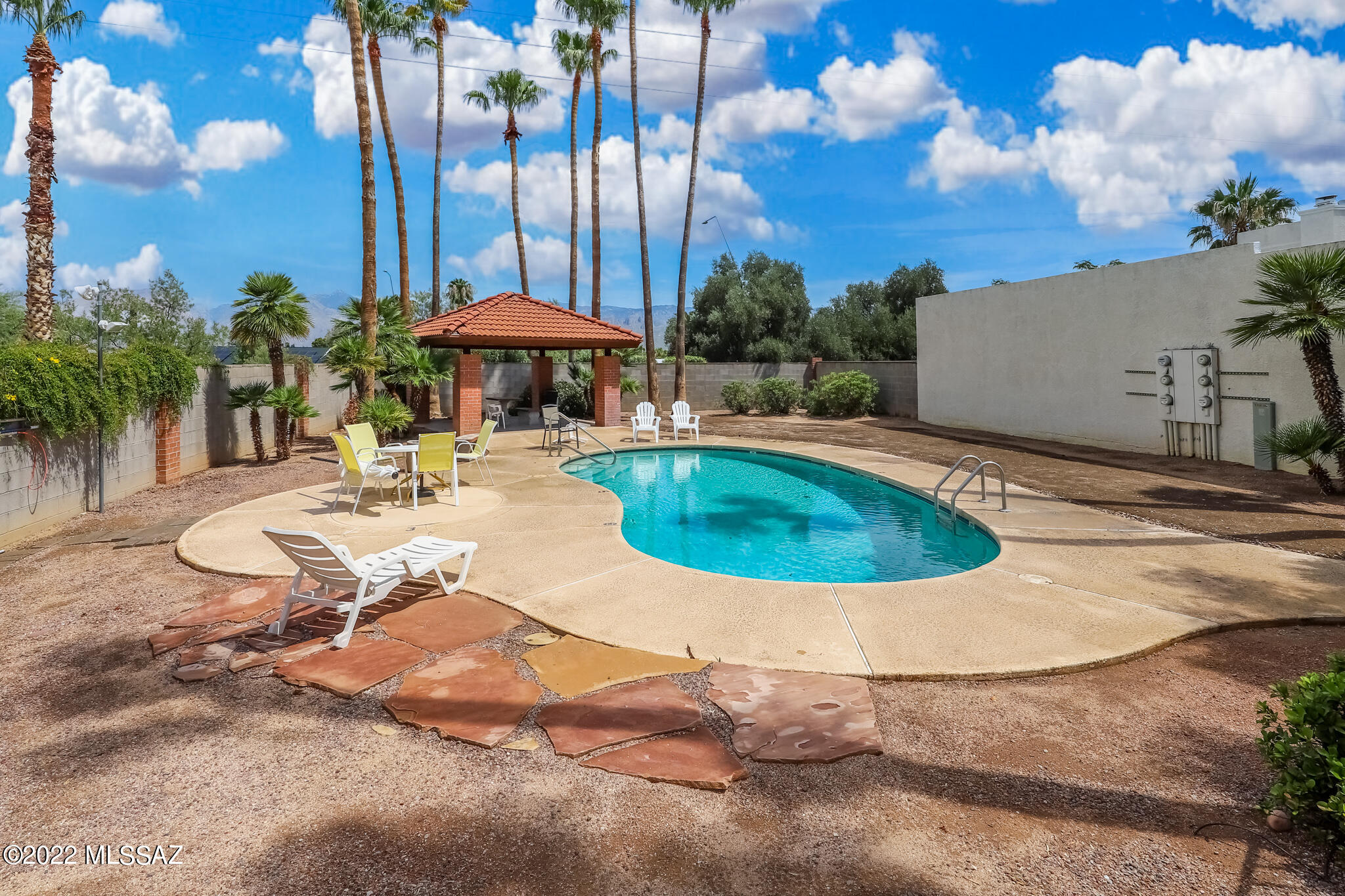 Harrison Estates Condominiums - Residential