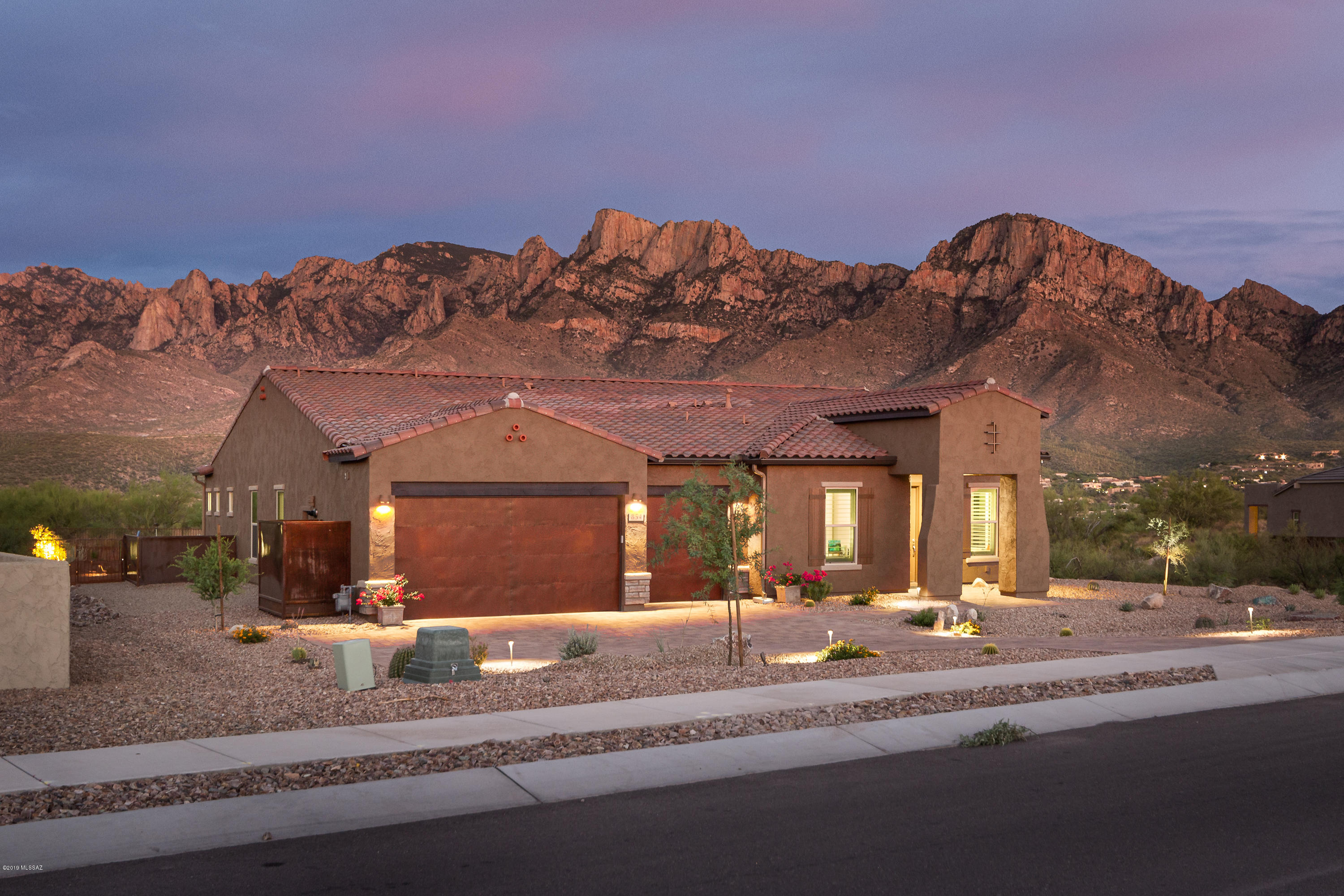 Sanctuary At Silverhawke - Residential