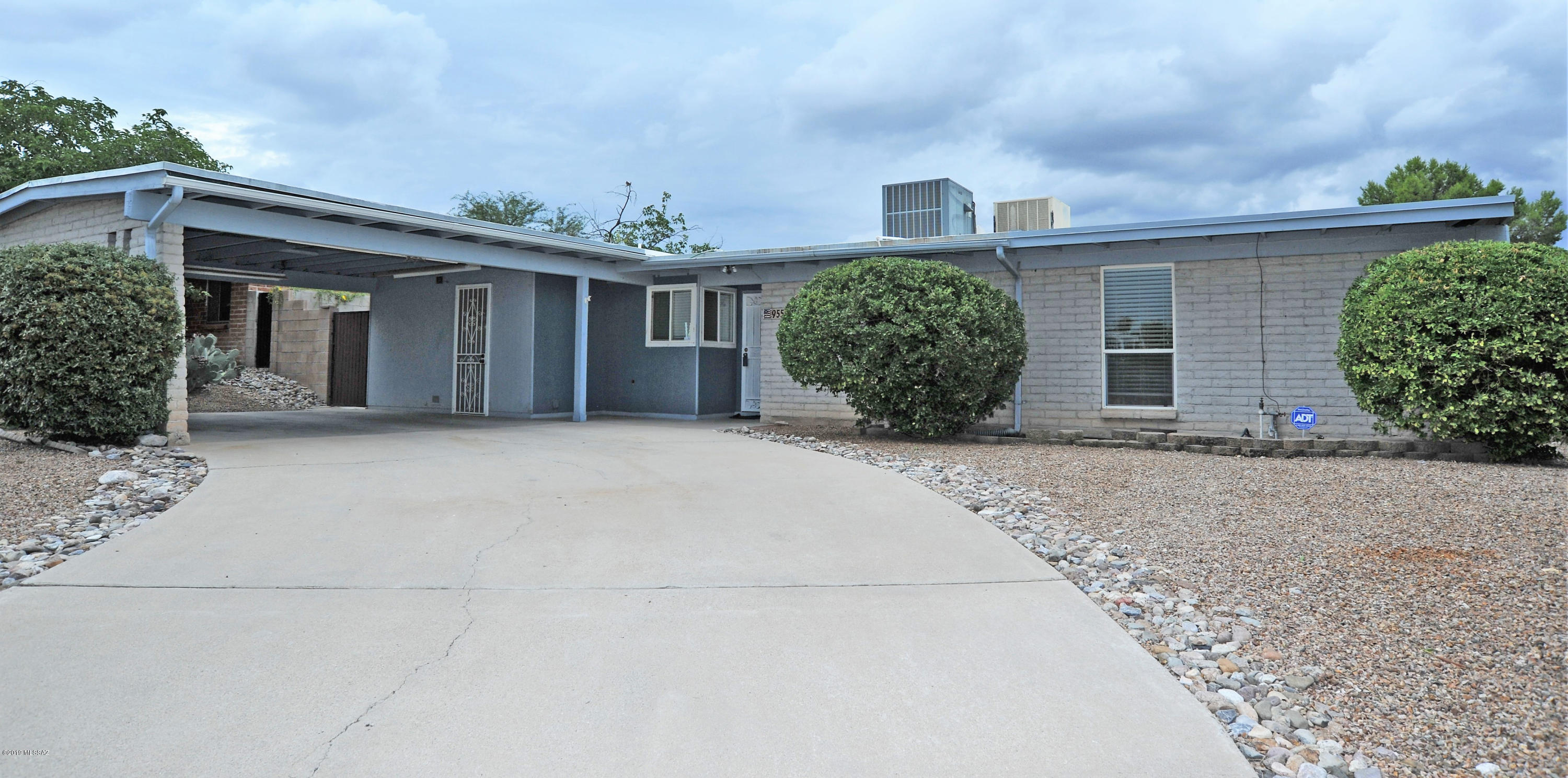 Braewood Terrace (1-107) - Residential