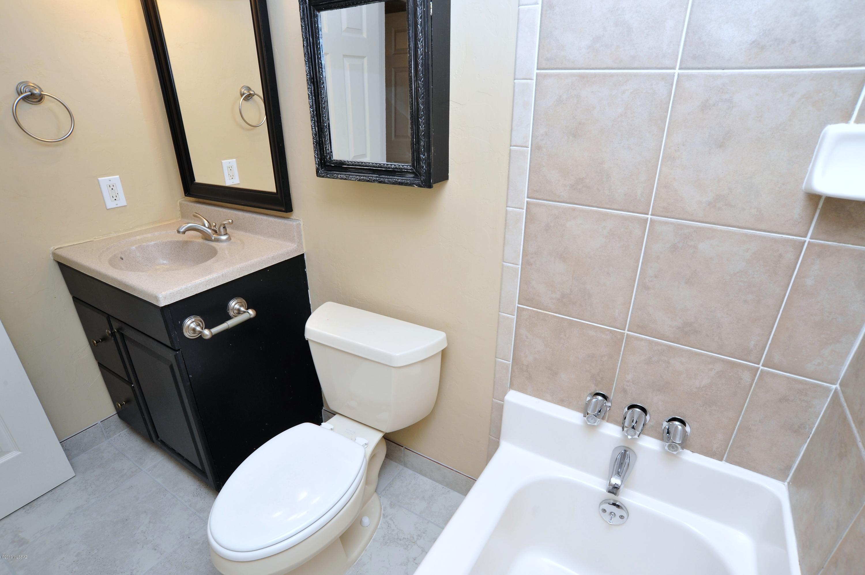 Braewood Terrace (1-107) - Residential