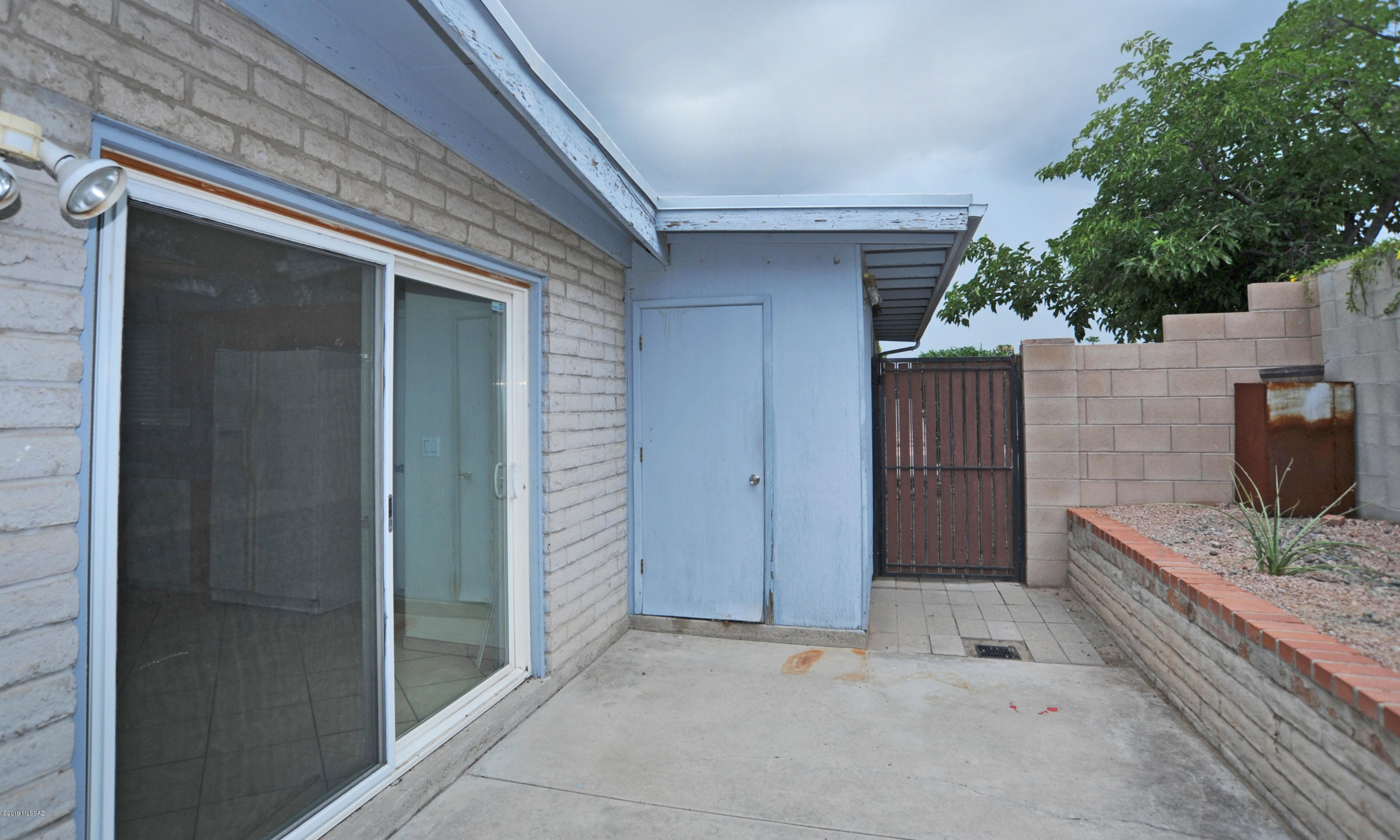 Braewood Terrace (1-107) - Residential