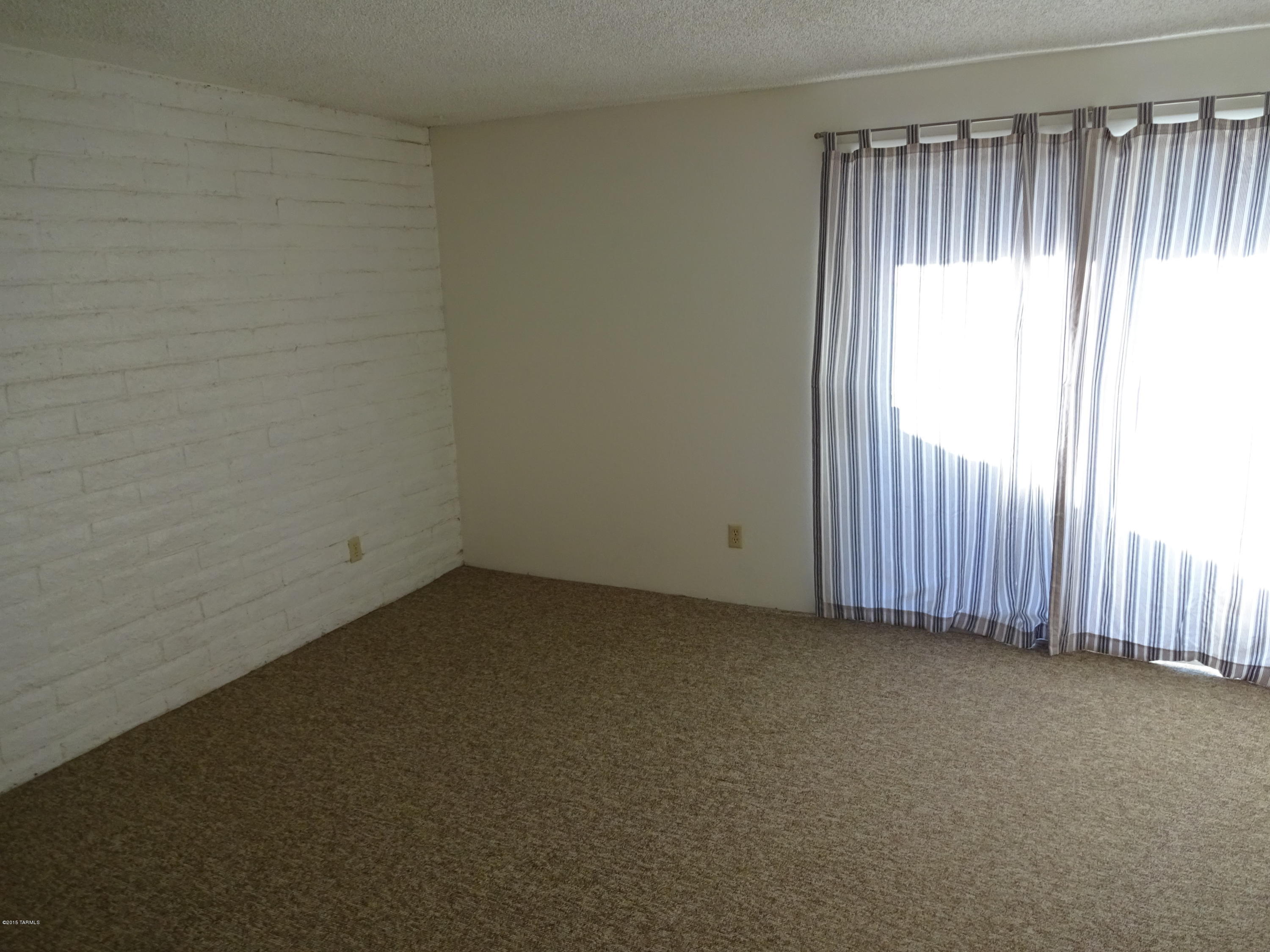 McCormick PlaceTwnhms Blk III (1-71) - Residential