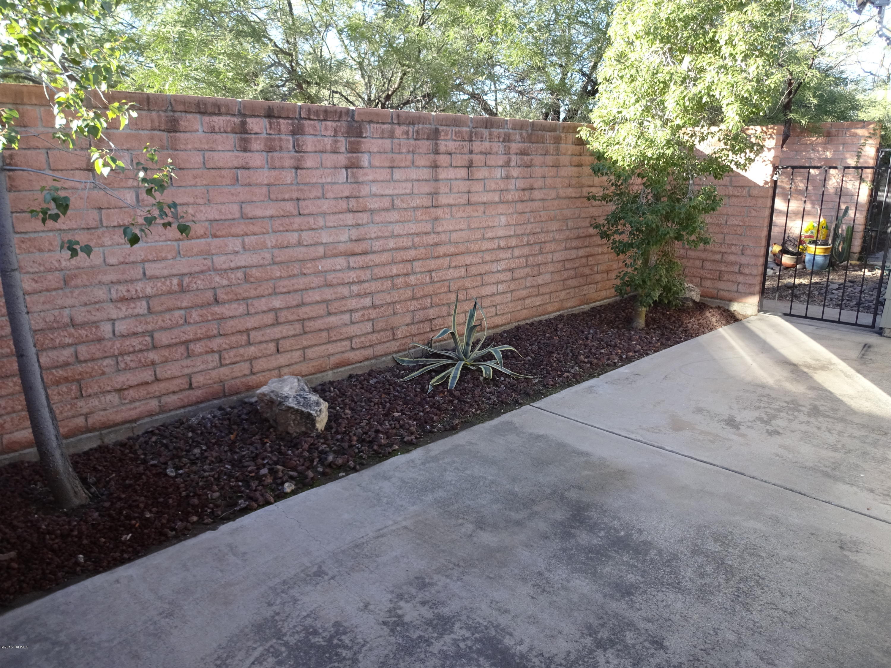 McCormick PlaceTwnhms Blk III (1-71) - Residential
