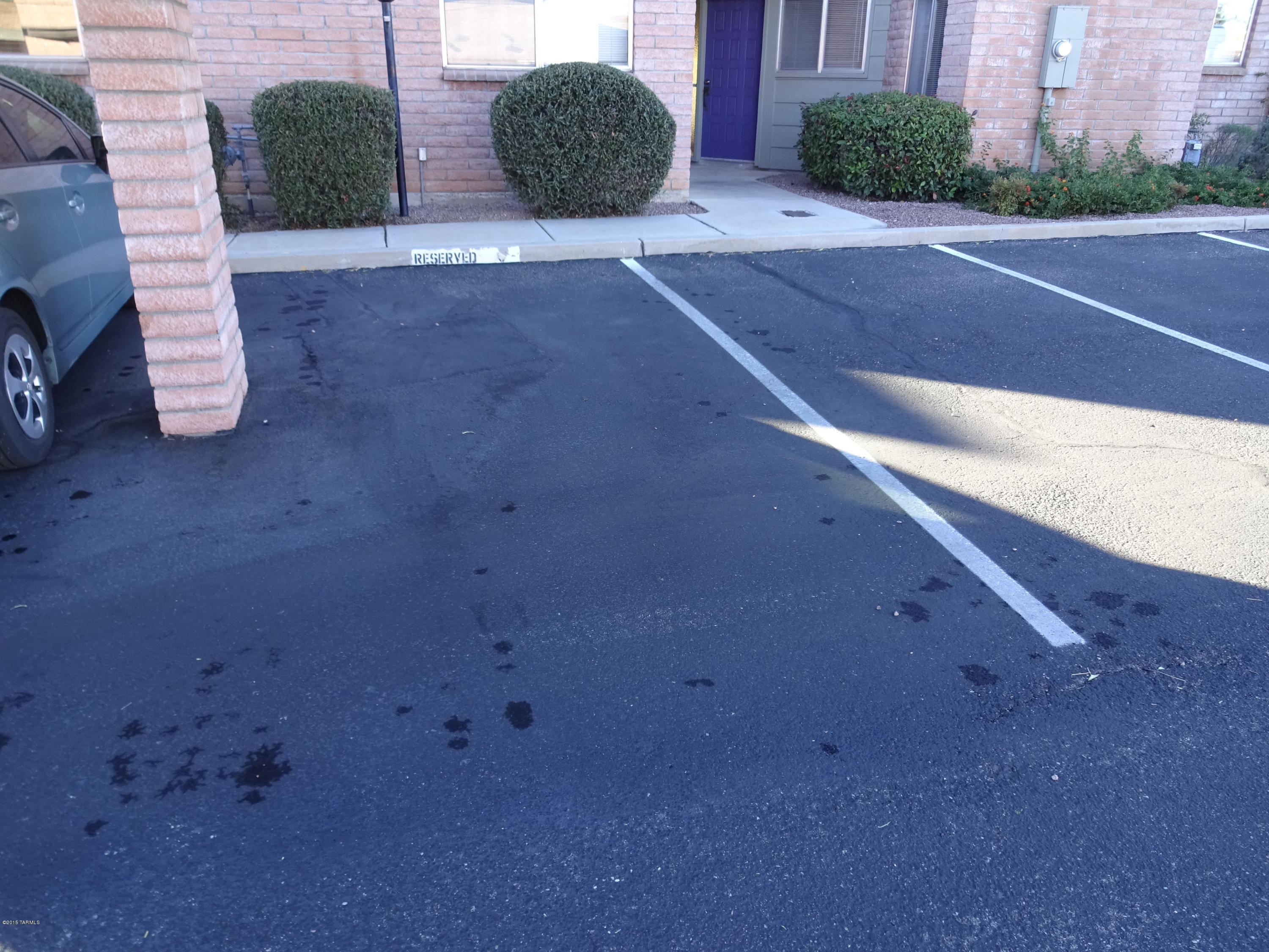 McCormick PlaceTwnhms Blk III (1-71) - Residential