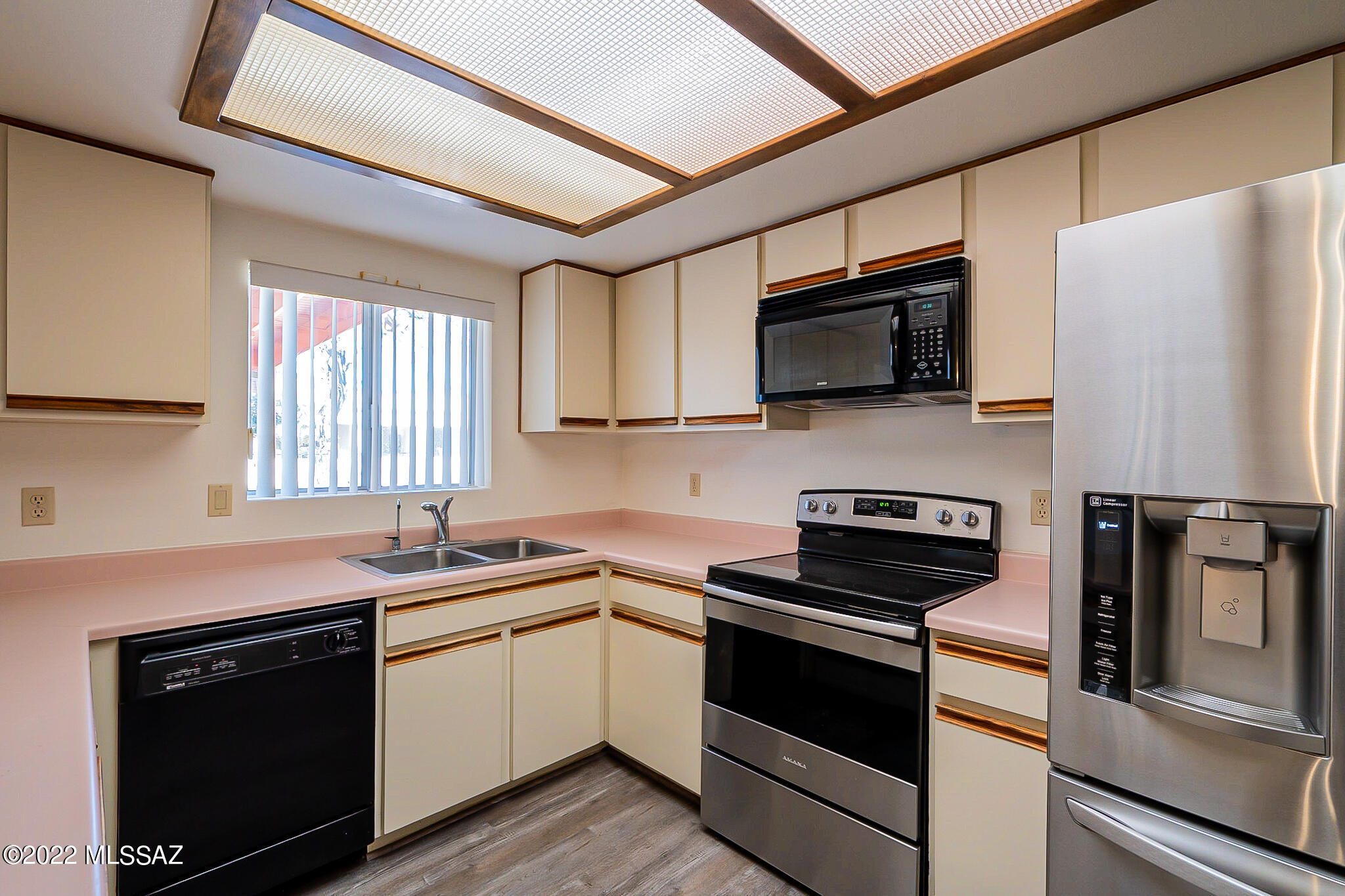 Continental Vistas(1-302) - Residential