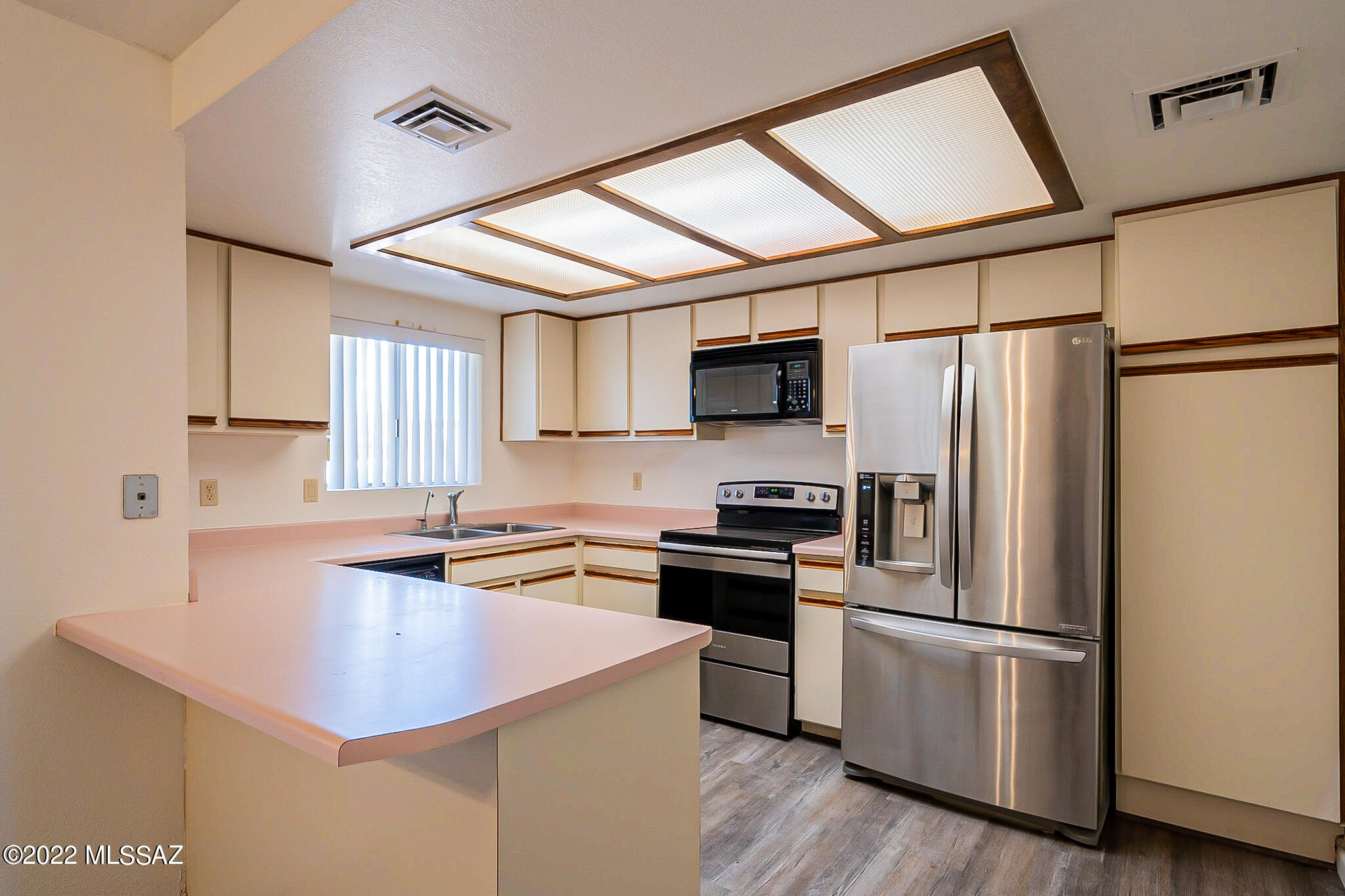 Continental Vistas(1-302) - Residential