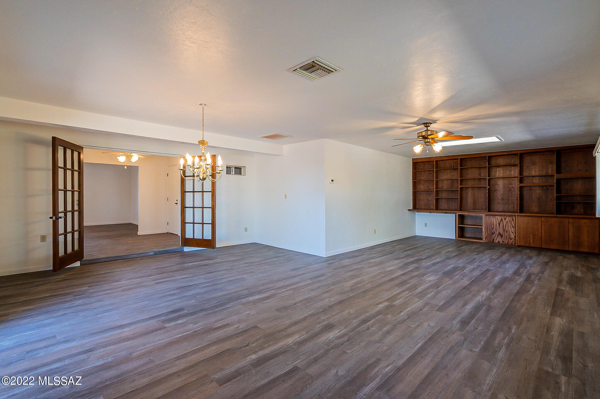 Continental Vistas(1-302) - Residential