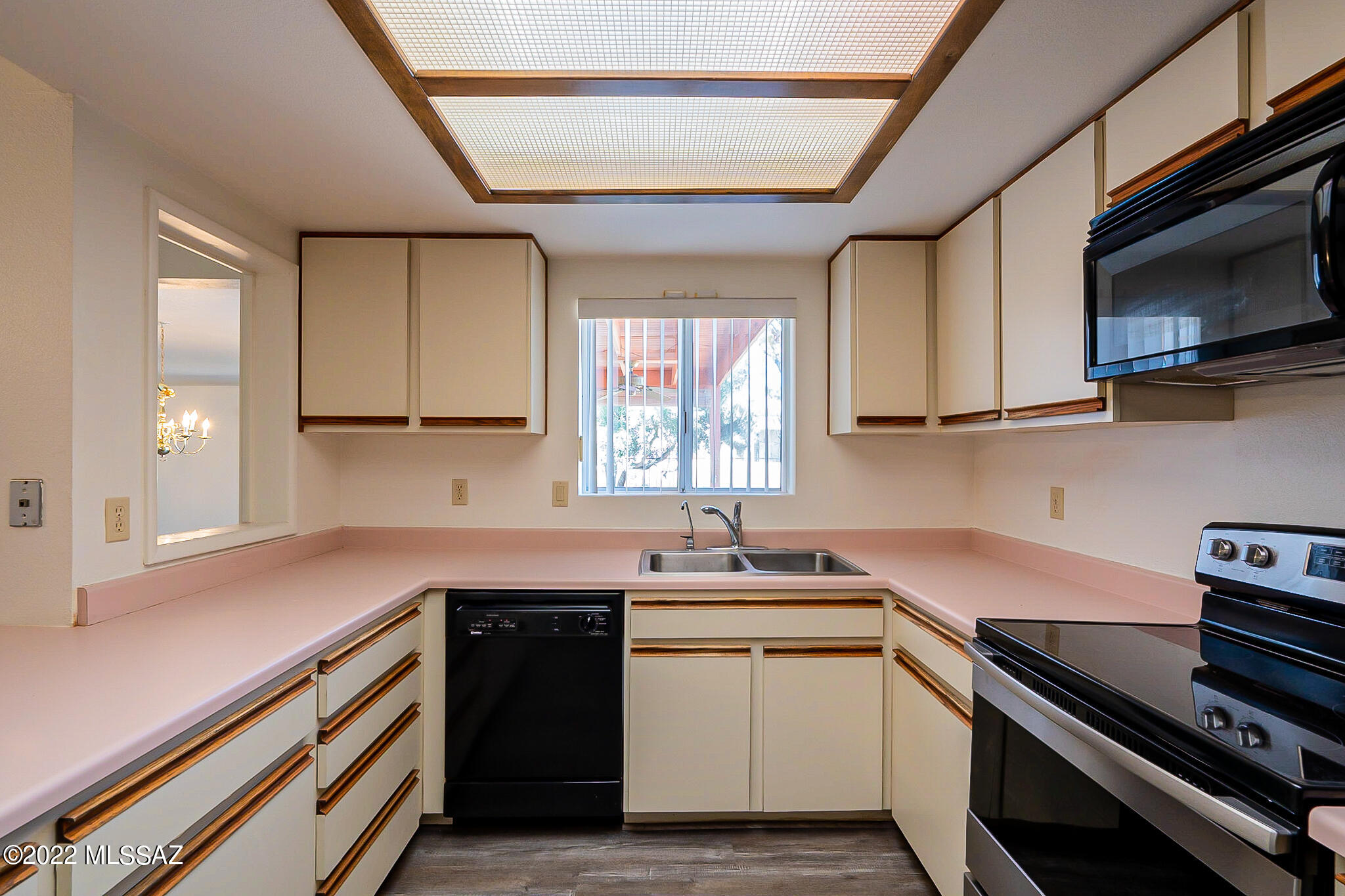 Continental Vistas(1-302) - Residential
