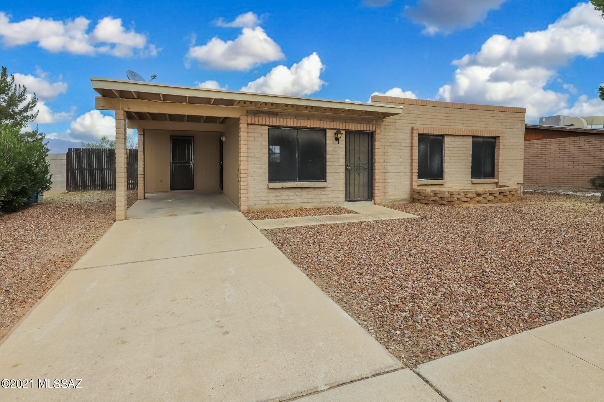 Great opportunity in this charming East side community! This 3 bedroom, 1-1/2 bath home has so much potential. Tile floors though out. Home is within walking distance to Lakeside Park.
Amazing 180 degree panoramic mountain views from the covered back patio!
