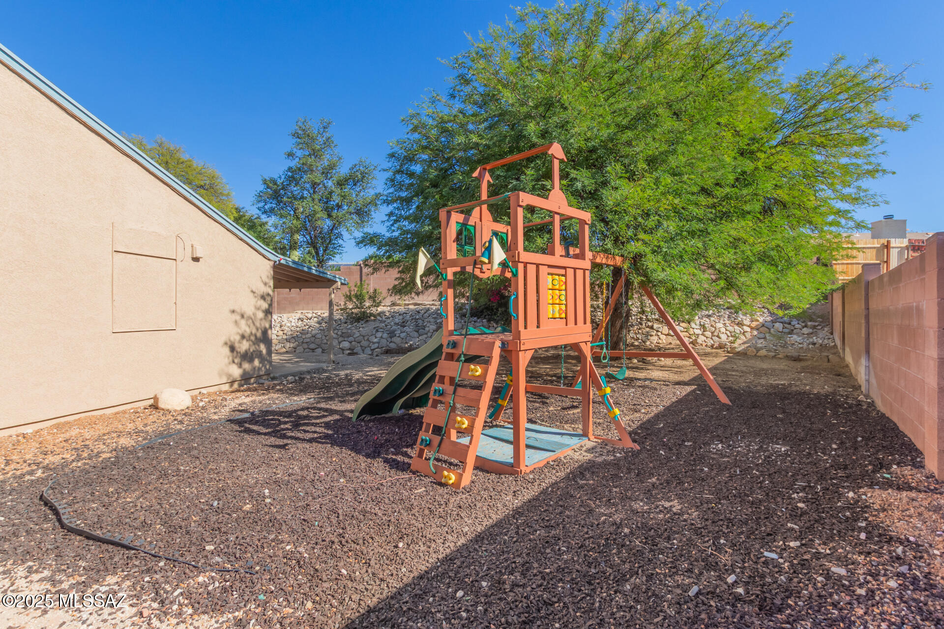Macalester Park (1-142) - Residential