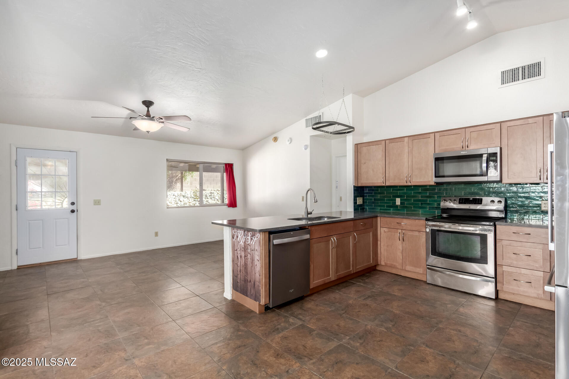 Macalester Park (1-142) - Residential
