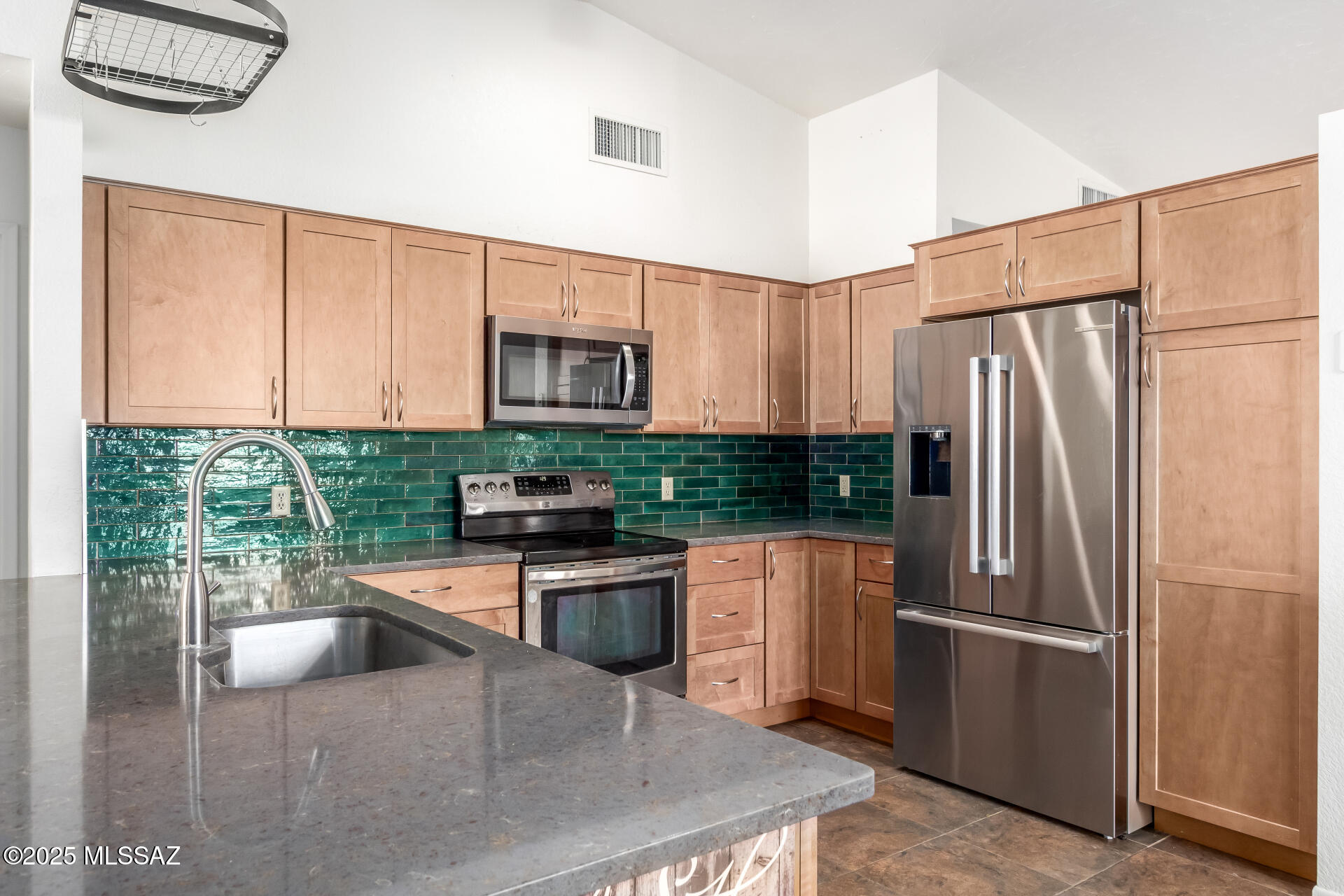 Macalester Park (1-142) - Residential
