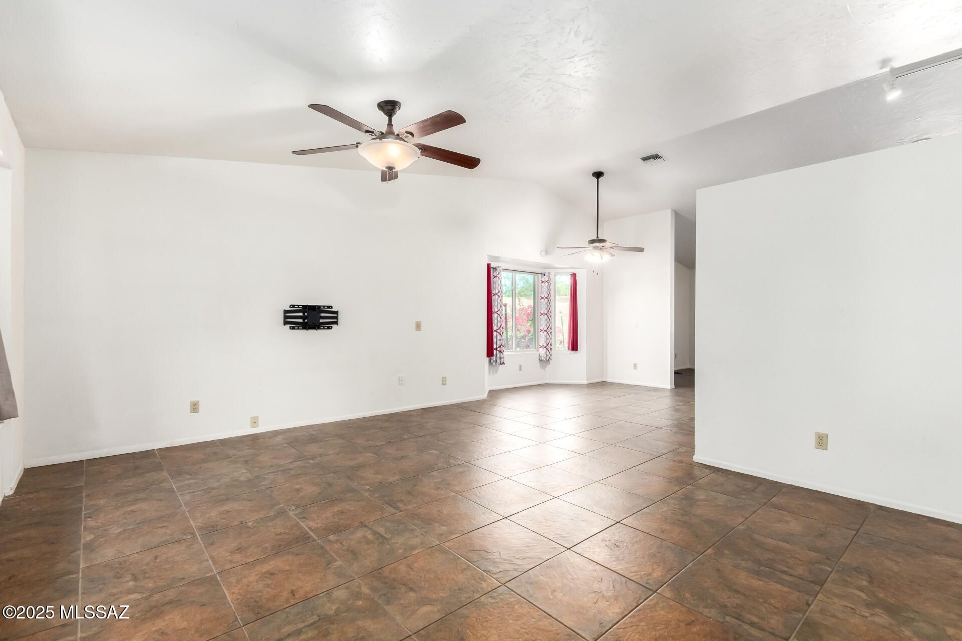 Macalester Park (1-142) - Residential
