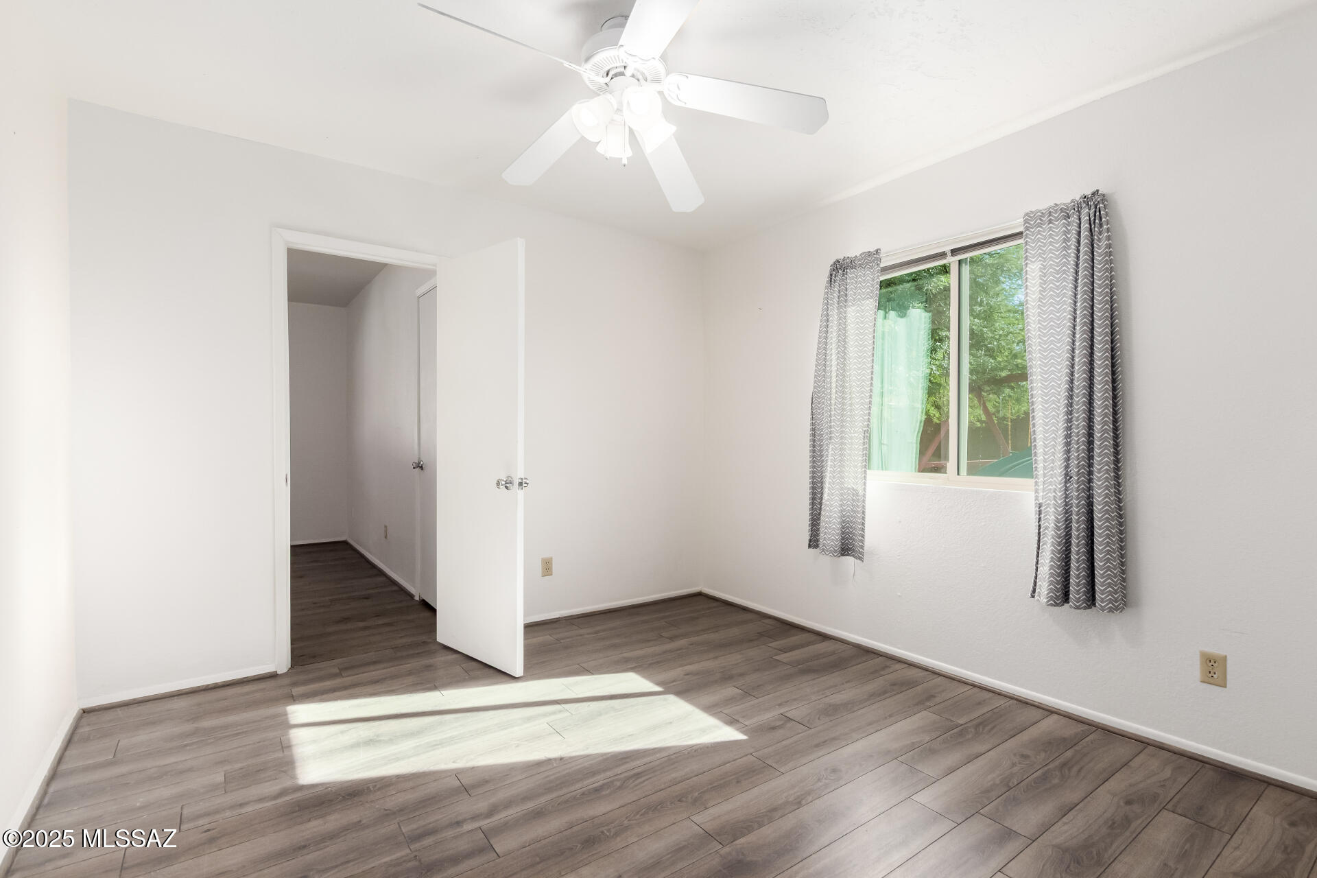 Macalester Park (1-142) - Residential