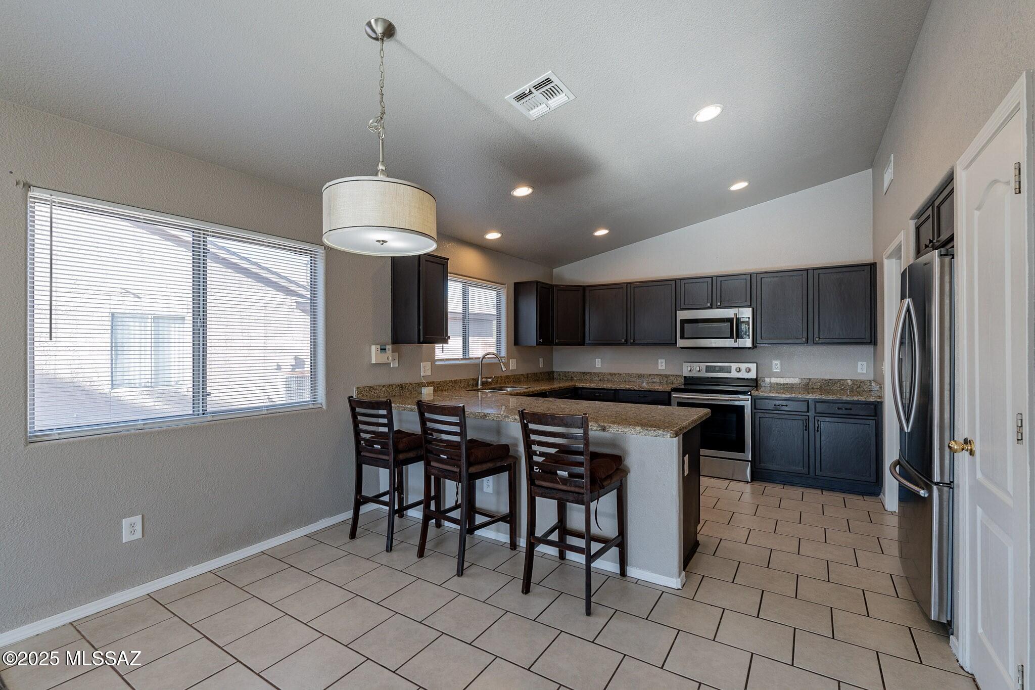 Quail Cove (1-137) - Residential Lease