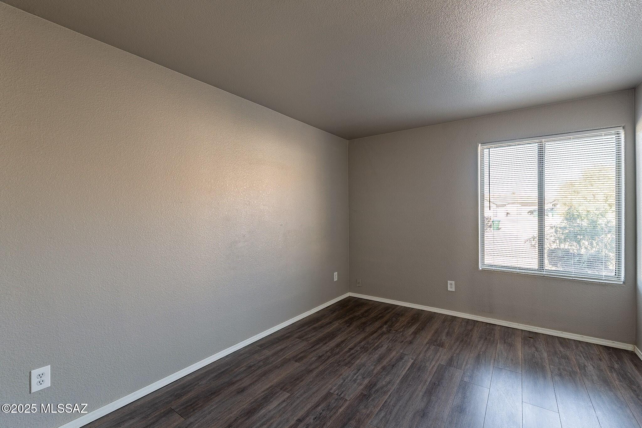 Quail Cove (1-137) - Residential Lease