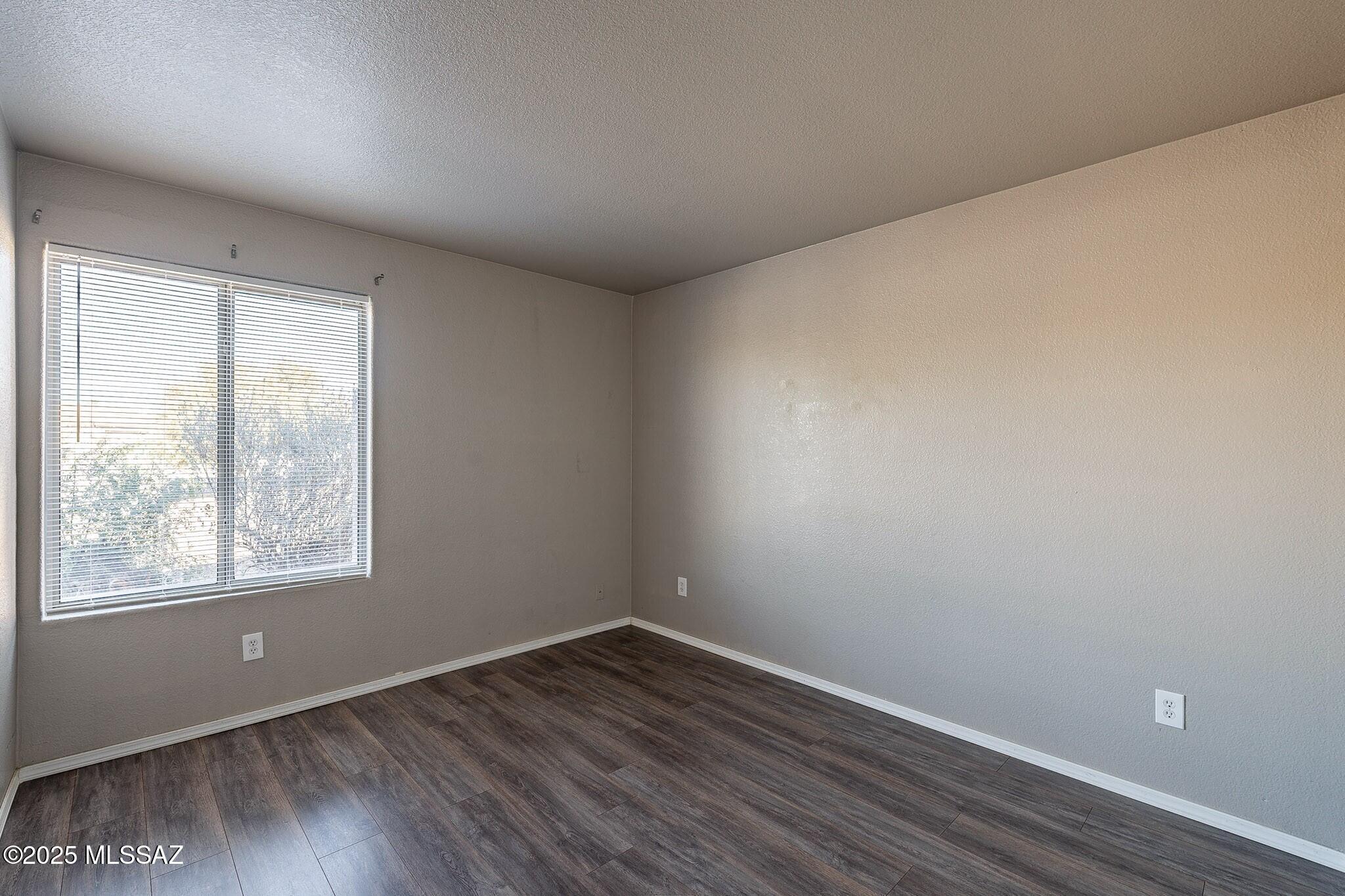 Quail Cove (1-137) - Residential Lease