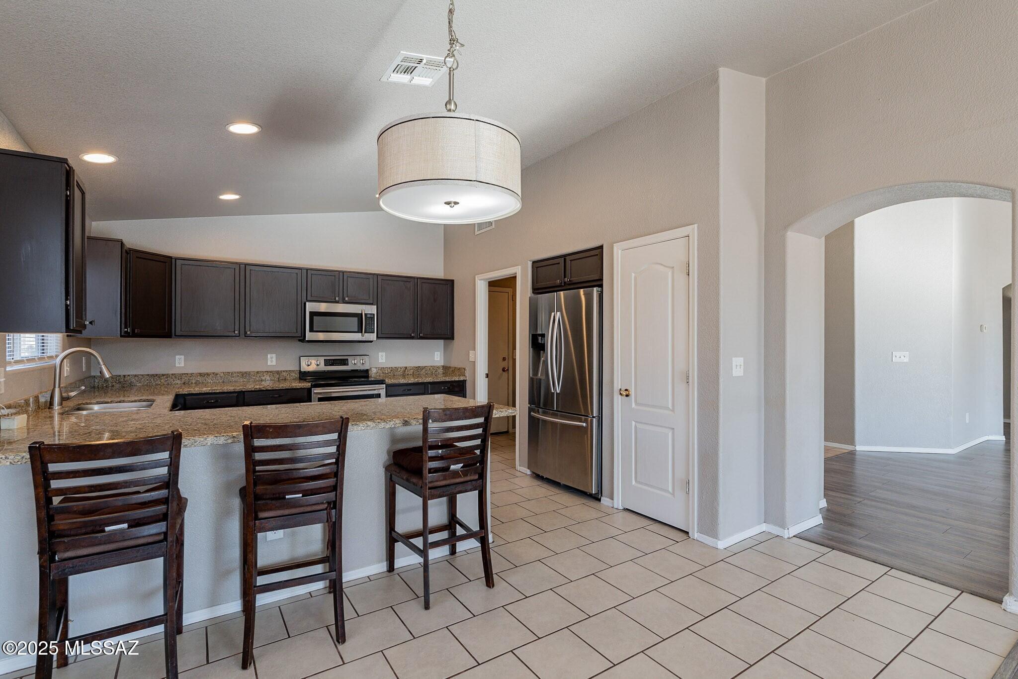 Quail Cove (1-137) - Residential Lease