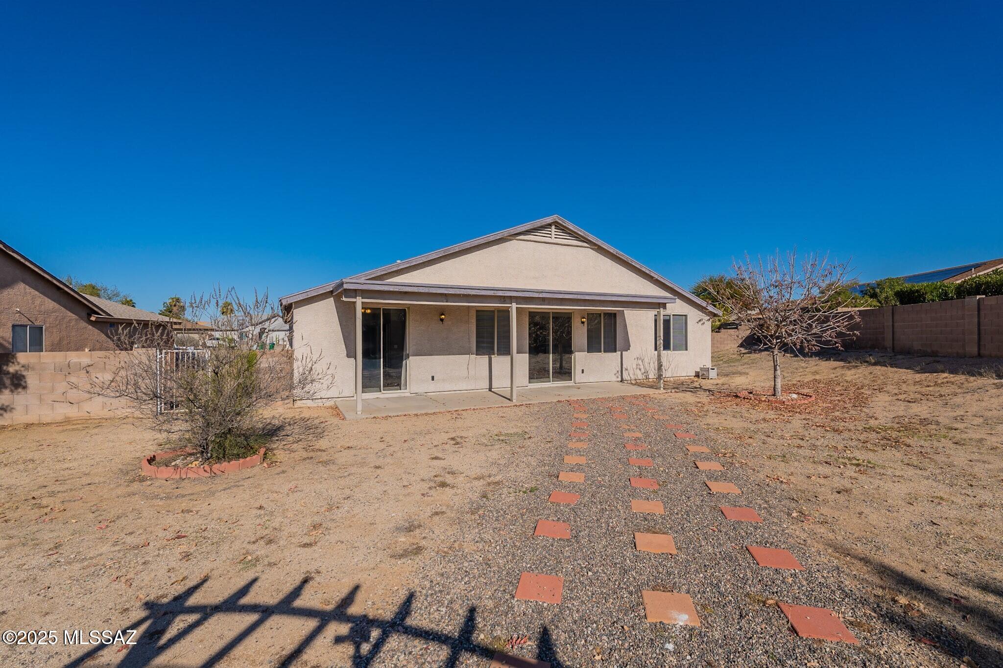 Quail Cove (1-137) - Residential Lease