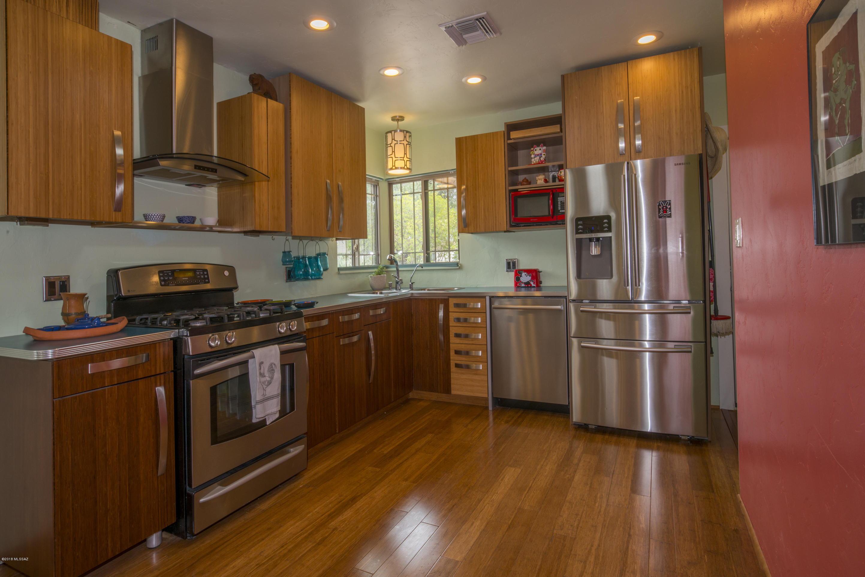 Del Monte Village - Residential