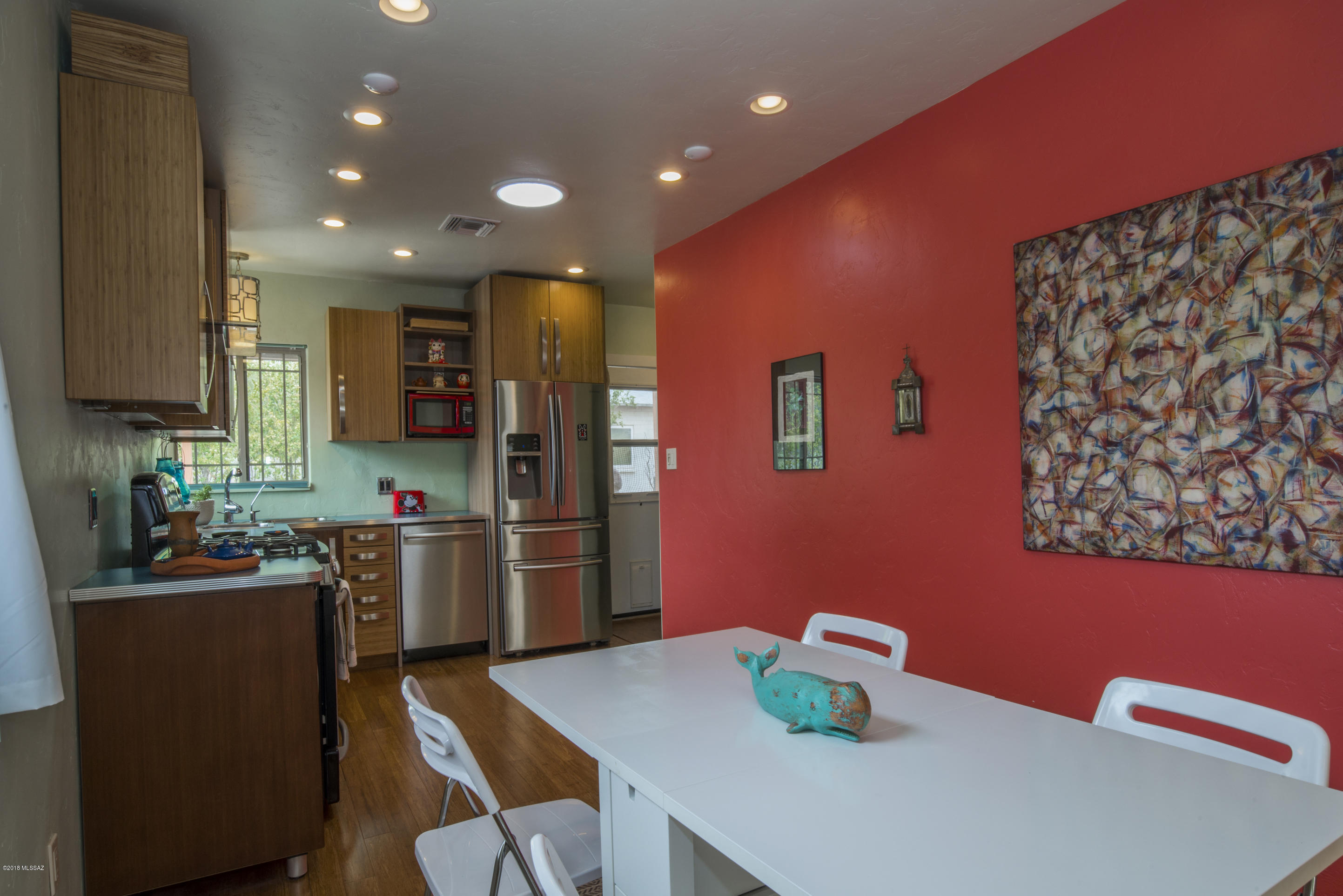 Del Monte Village - Residential
