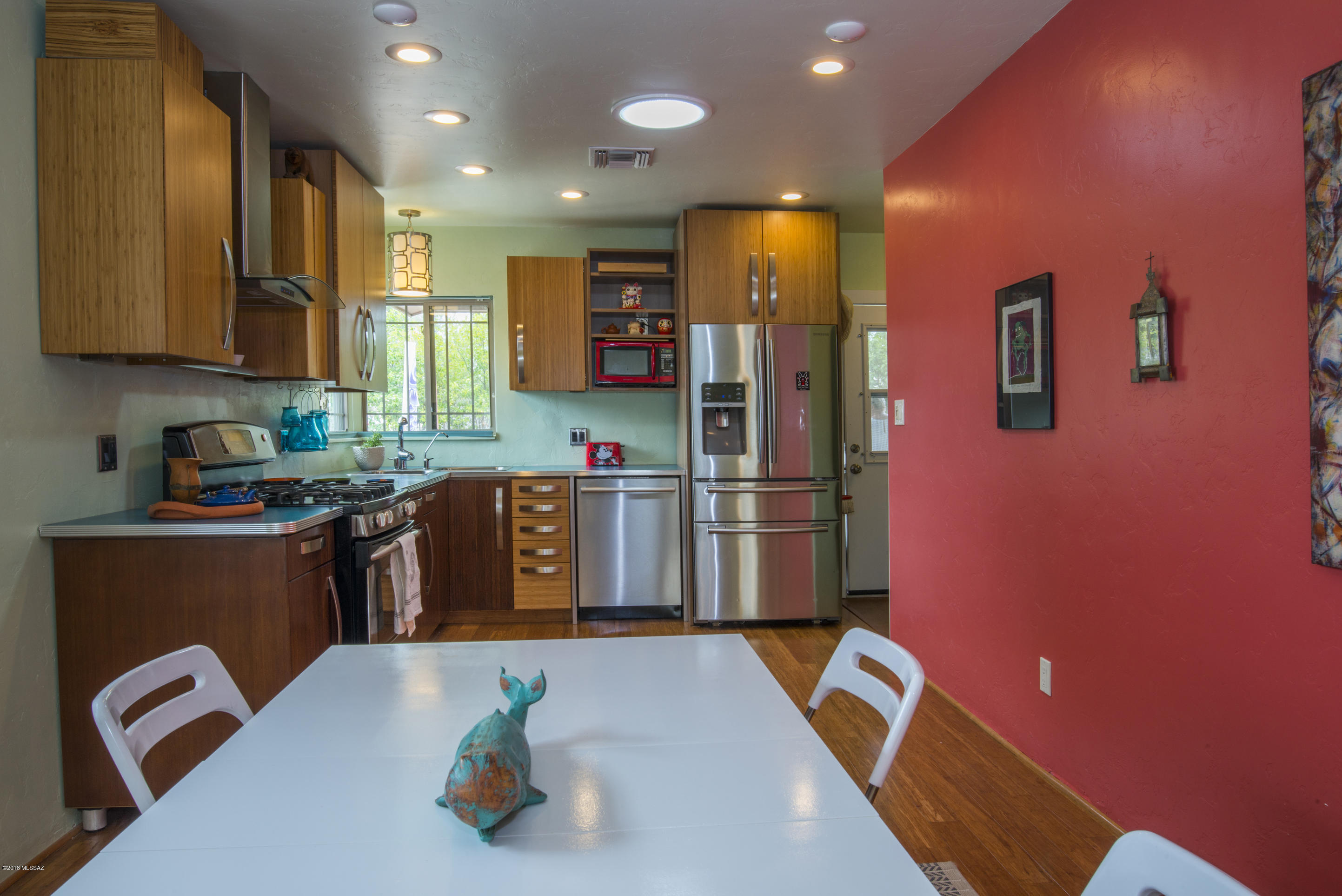 Del Monte Village - Residential