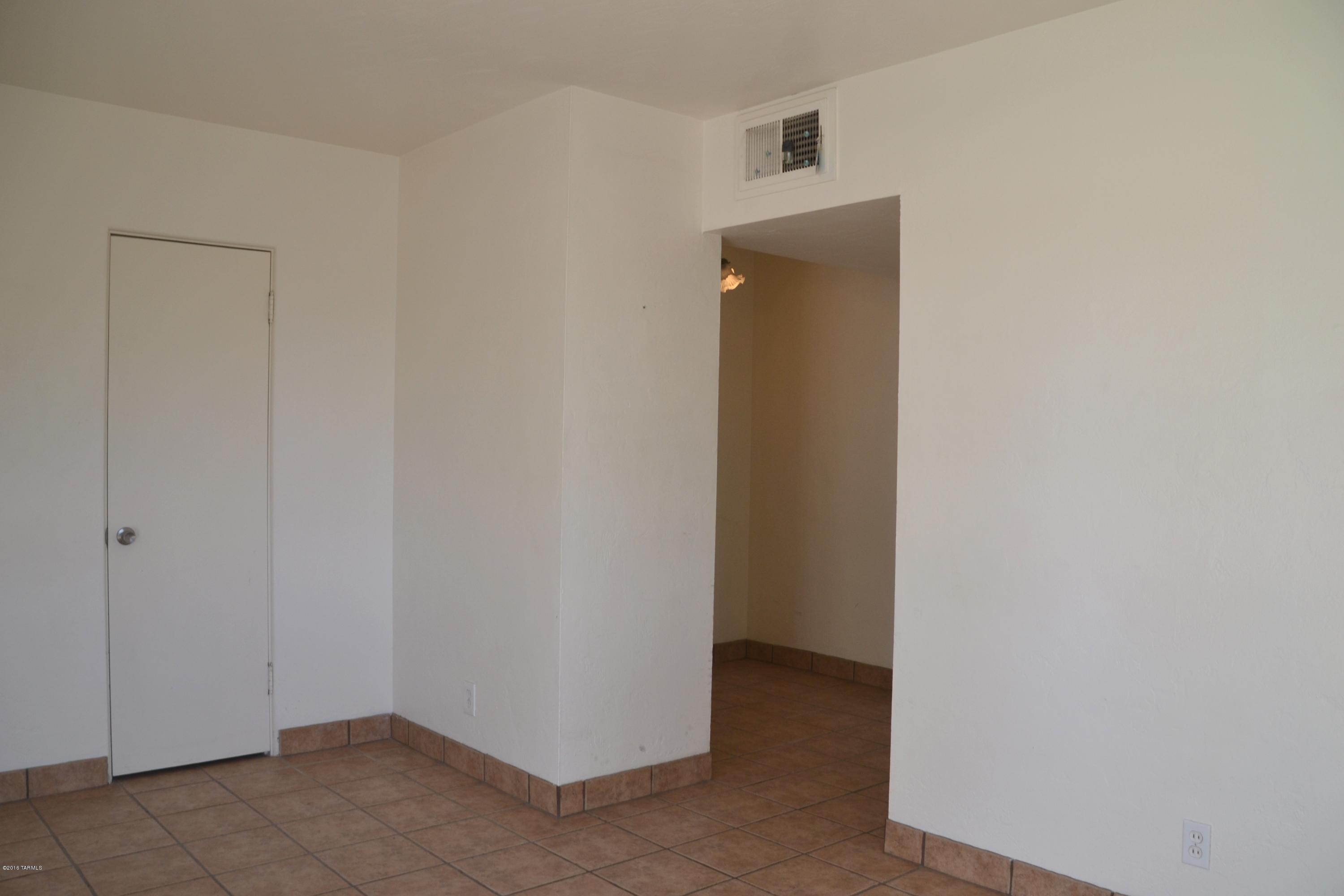 Coronado Heights Resub. - Residential Income