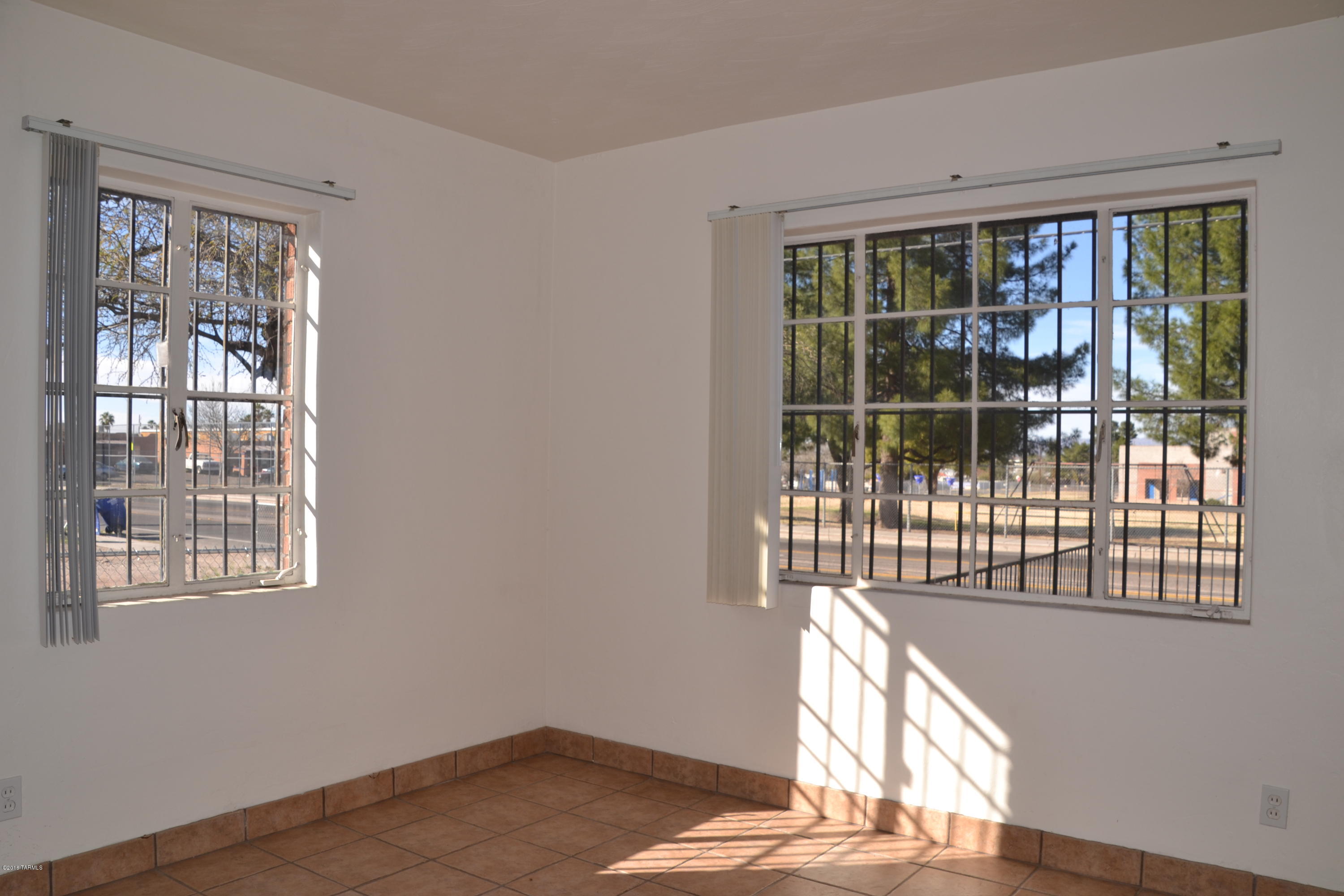 Coronado Heights Resub. - Residential Income