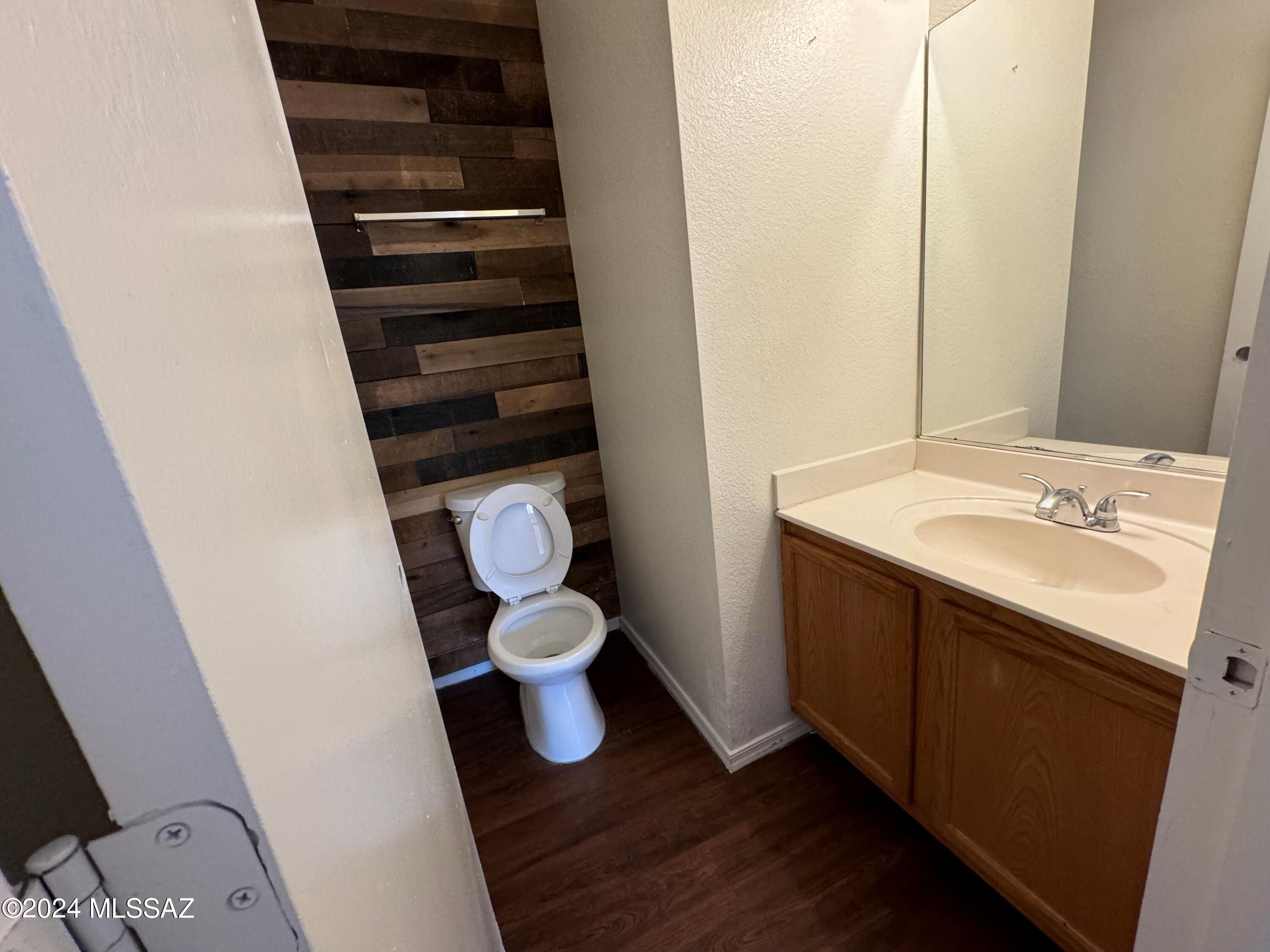 Oakmore At Midvale Park (319-366) - Residential