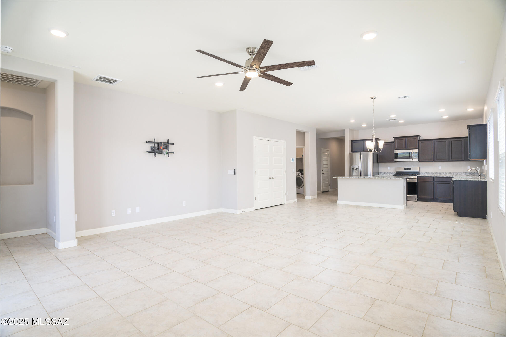 Saguaro Bloom Block 2 - Residential