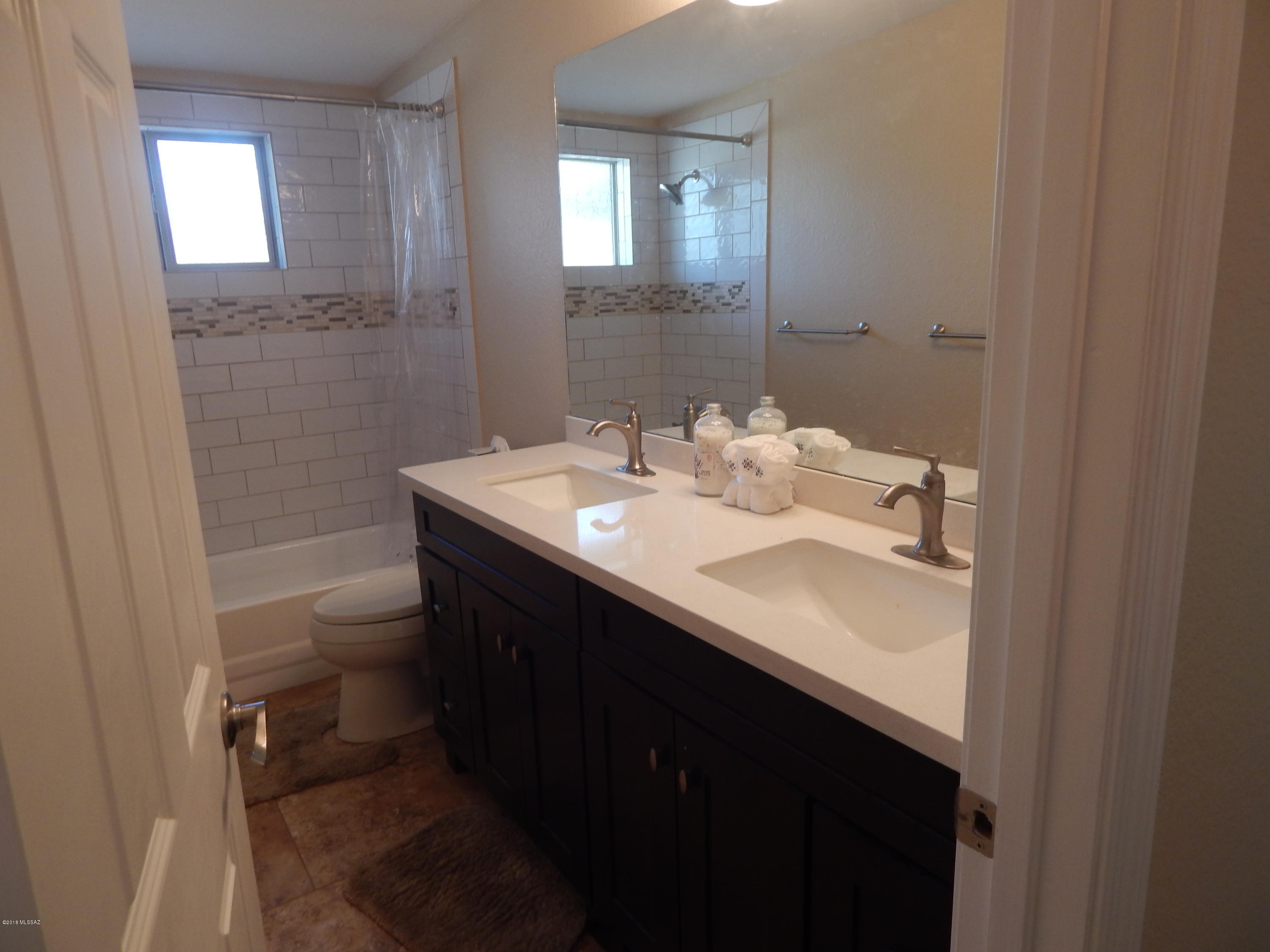 Casas Adobes Park (416-540) - Residential Lease