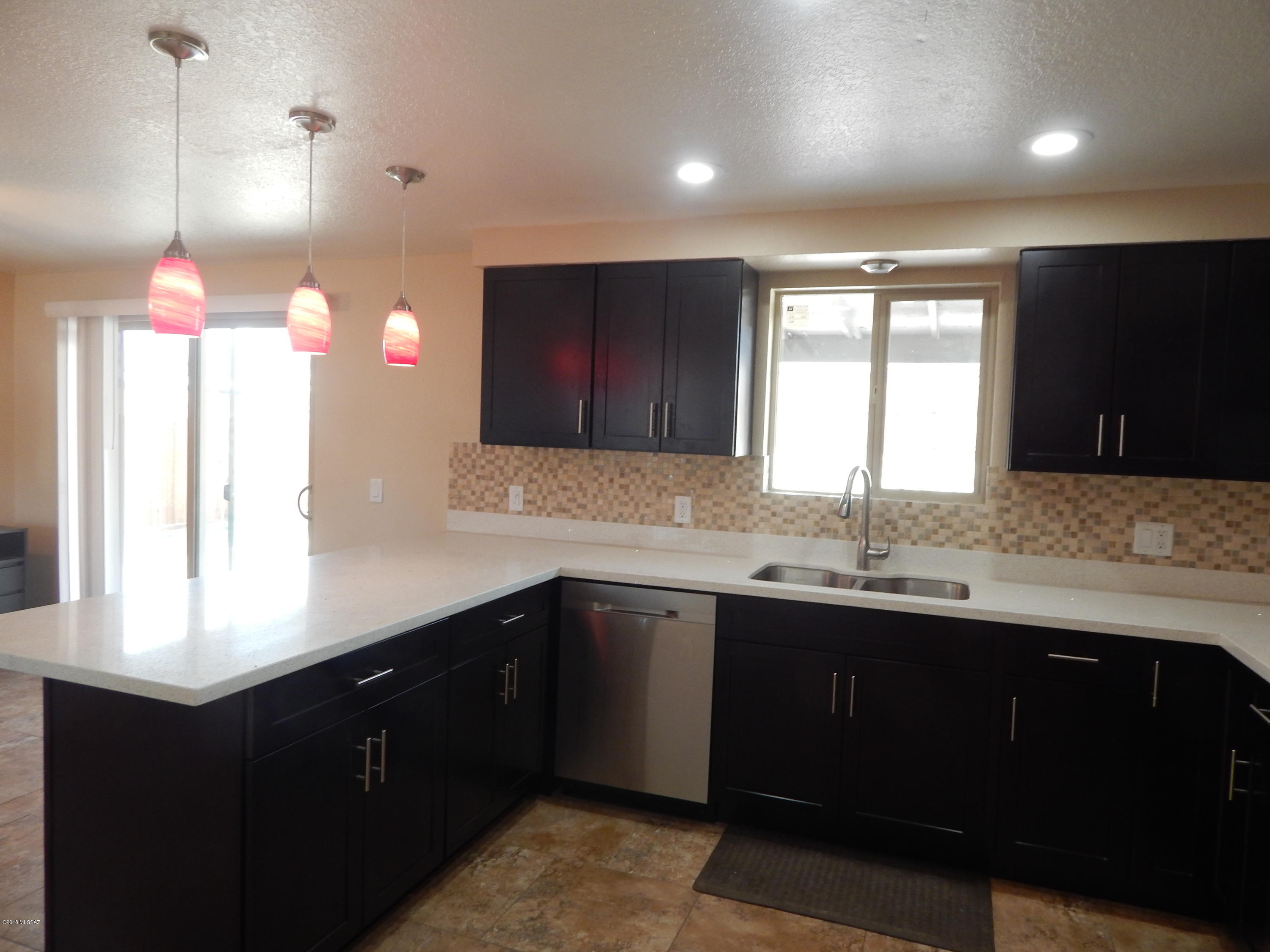 Casas Adobes Park (416-540) - Residential Lease