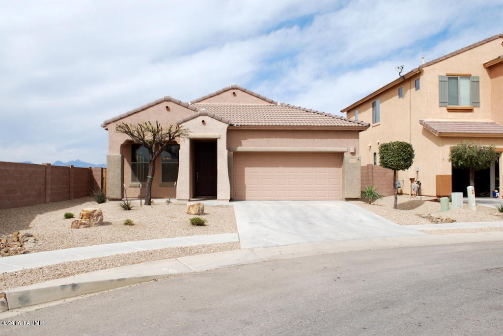 Rancho Del Lago (1-100) - Residential Lease