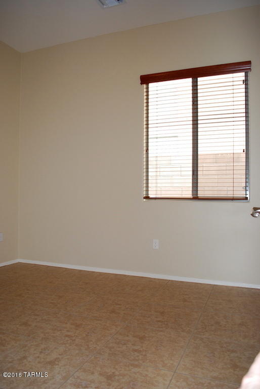 Rancho Del Lago (1-100) - Residential Lease