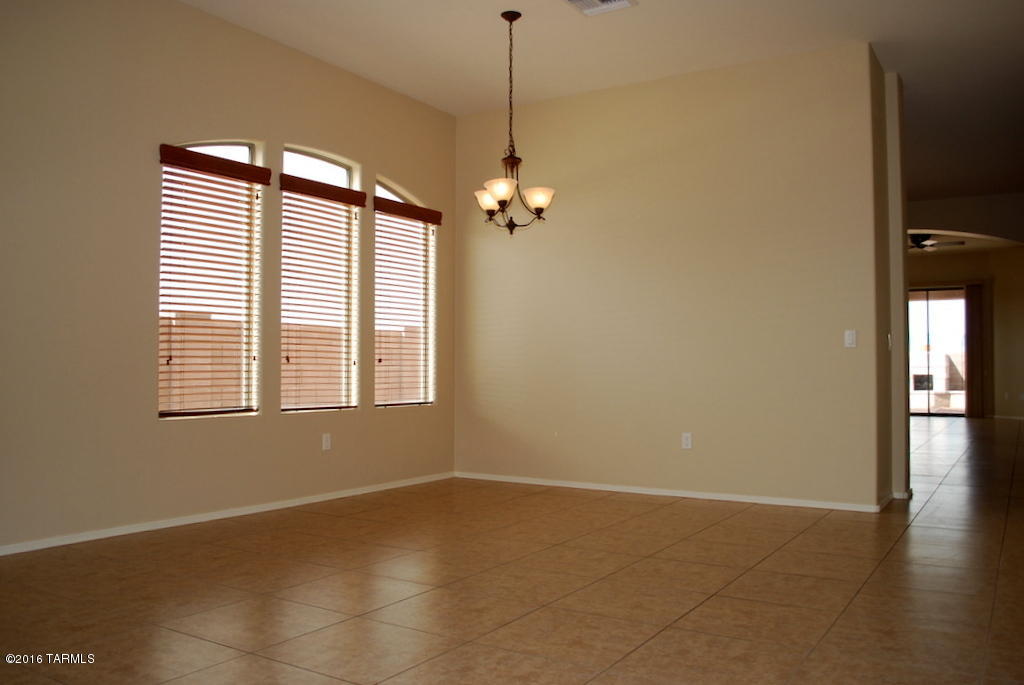 Rancho Del Lago (1-100) - Residential Lease