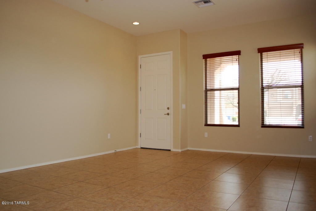Rancho Del Lago (1-100) - Residential Lease
