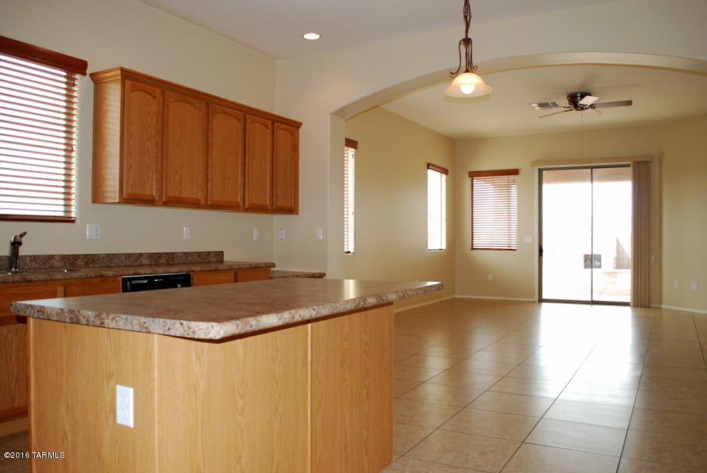 Rancho Del Lago (1-100) - Residential Lease