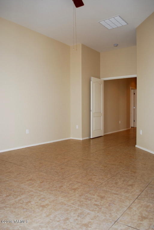 Rancho Del Lago (1-100) - Residential Lease
