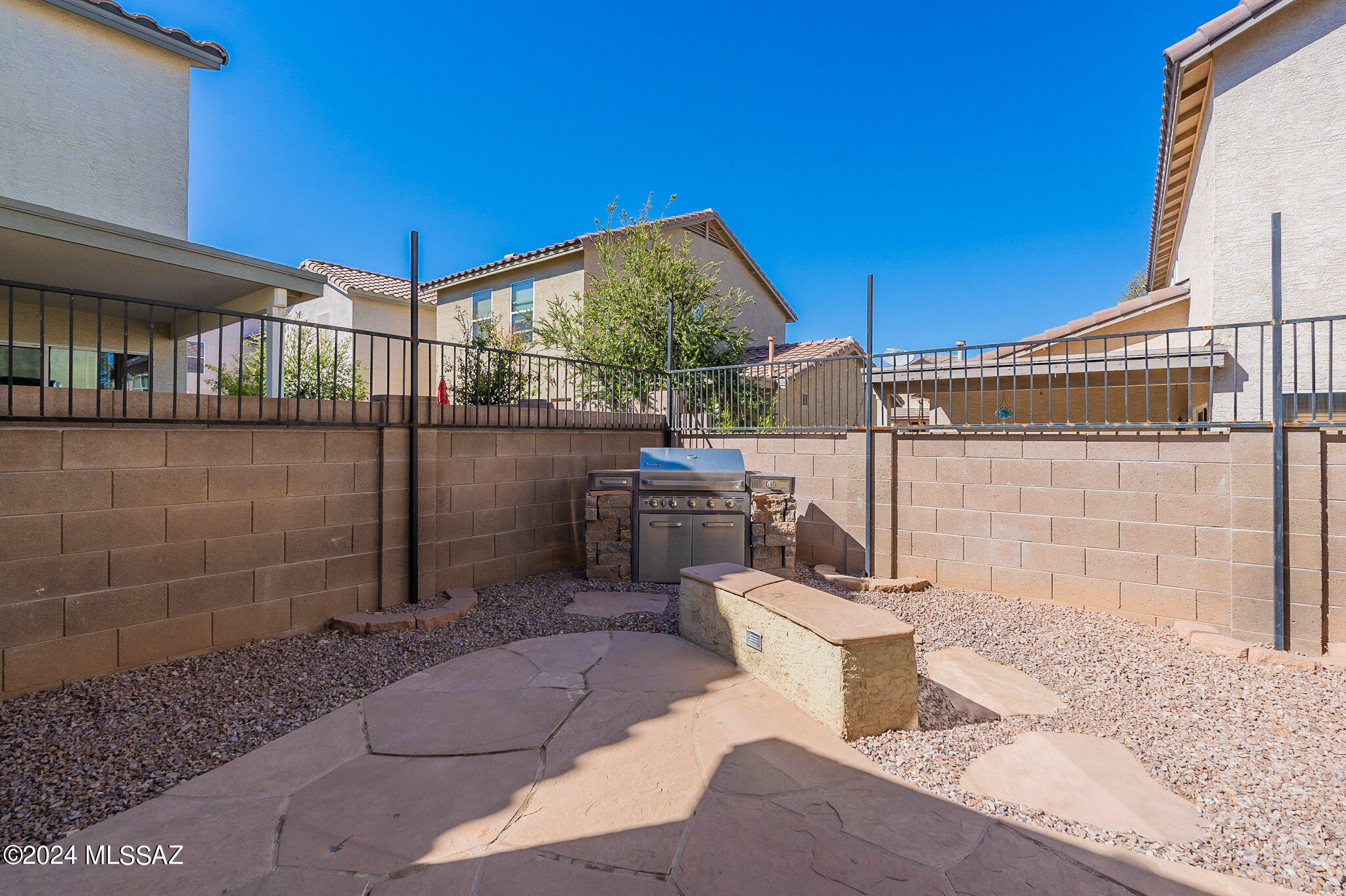 Pantano Overlook - Residential