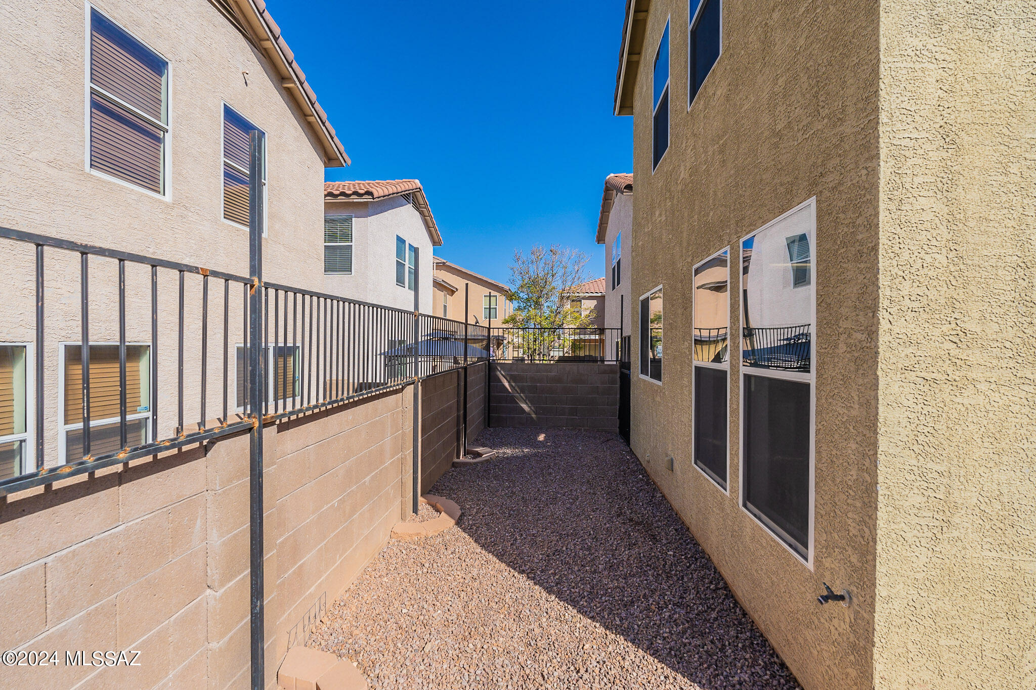 Pantano Overlook - Residential