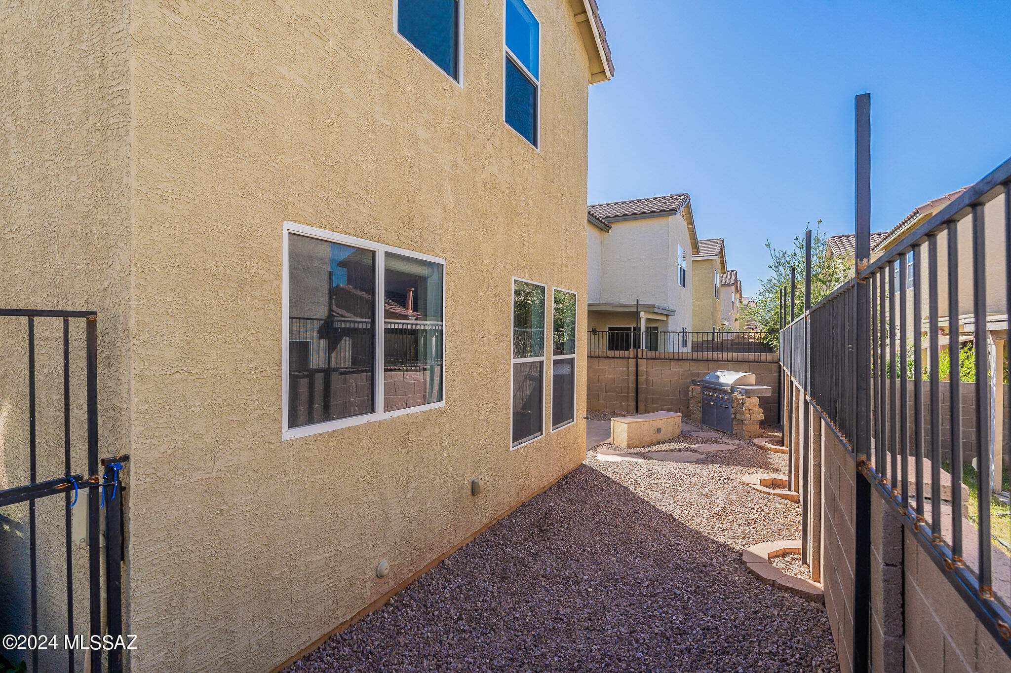 Pantano Overlook - Residential