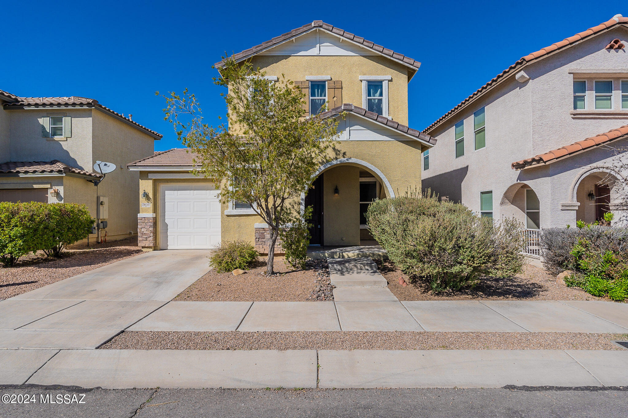 Pantano Overlook - Residential