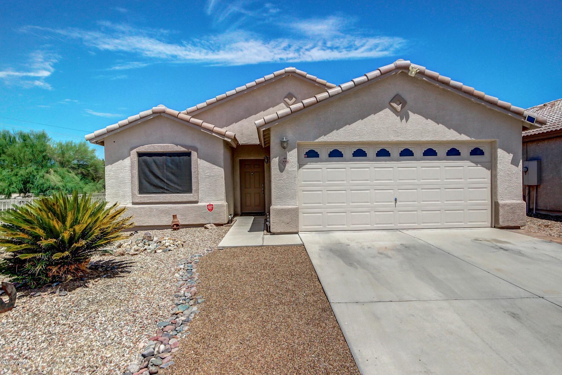 Range priced $210,000 to $220,000.  Beautifully maintained 3 bedroom 2 full bath home, recently remodeled with custom cabinets, contemporary interior palette, soaring ceilings, beautiful tile floor. Stunning new kitchen features granite counters, unique metal backsplash, breakfast bar, SS appliances, farmhouse sink, and 2 pantries. Large master bedroom with walk in closet, master bathroom with double sinks and larger mirror. SOLAR HOME, AVERAGE ELECTRIC BILL DURING SUMMER IS ONLY $18.00 PER MONTH!! Large backyard, with covered patio, perfect for entertaining.   Large walled yard for extra privacy. !Two car garage, tankless water heater, and many more extras.. This is a must see!